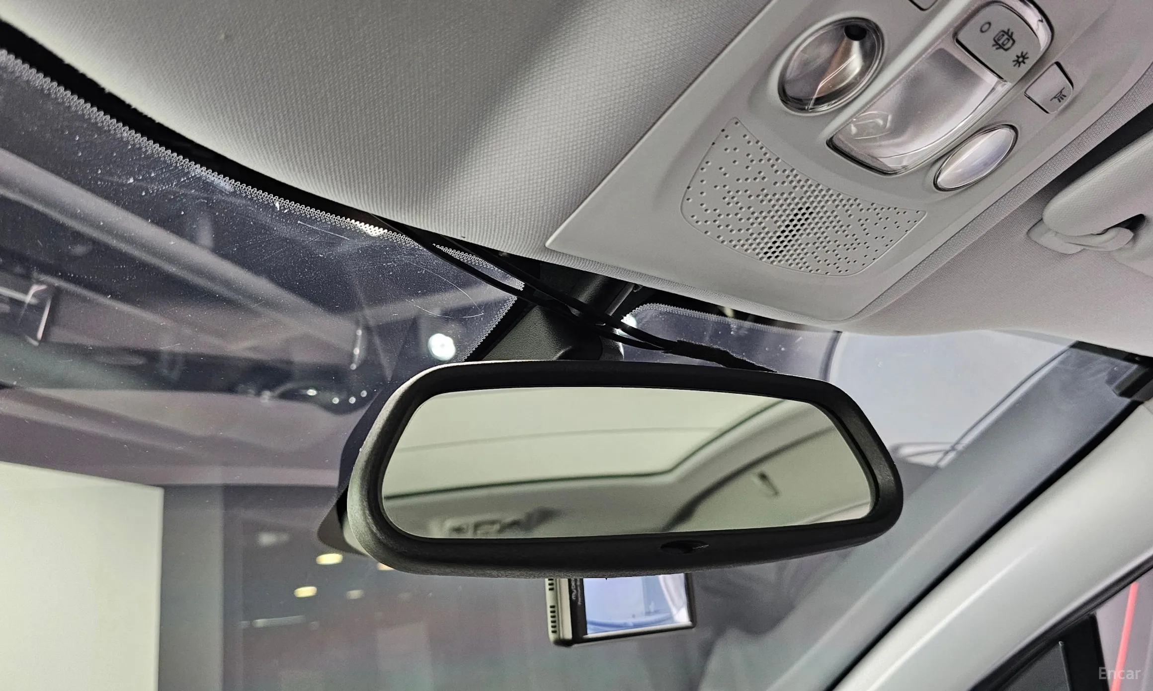 Peugeot 2008. превью 19