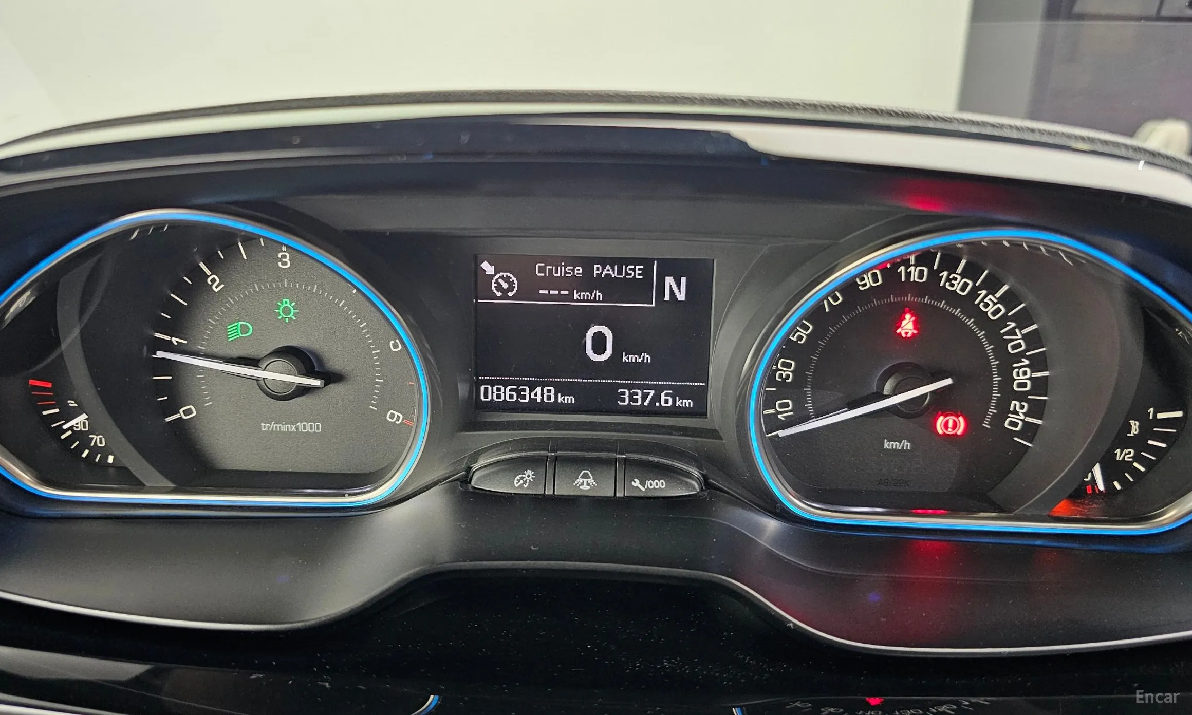 Peugeot 2008. превью 8