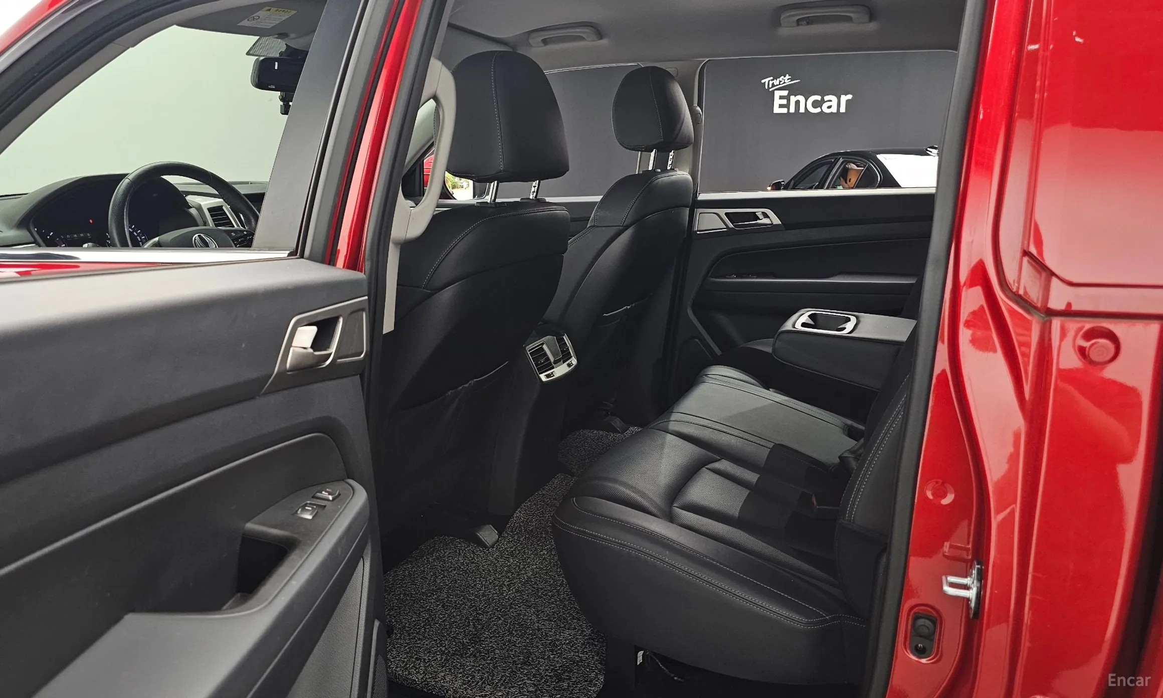 KG Mobility (SsangYong) Rexton Sports превью 12