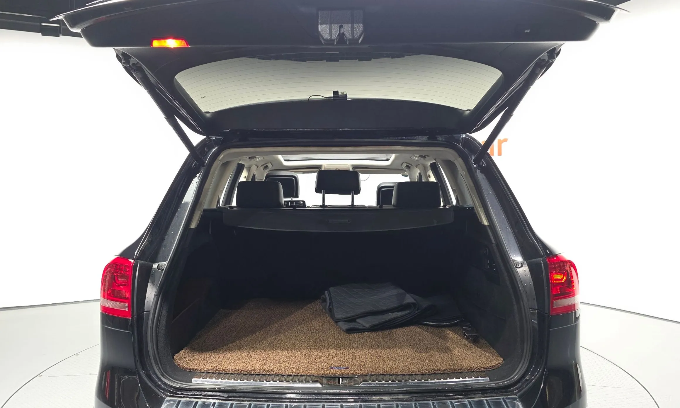 Volkswagen New Touareg превью 20