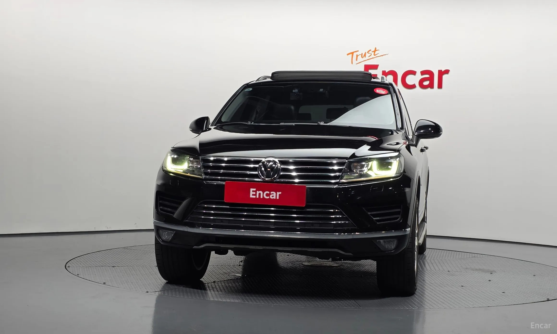 Volkswagen New Touareg превью 3