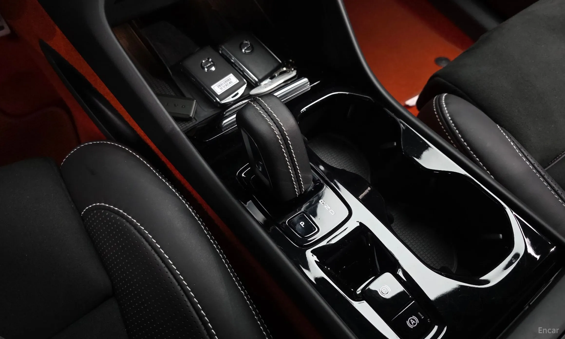 Volvo XC40 превью 9