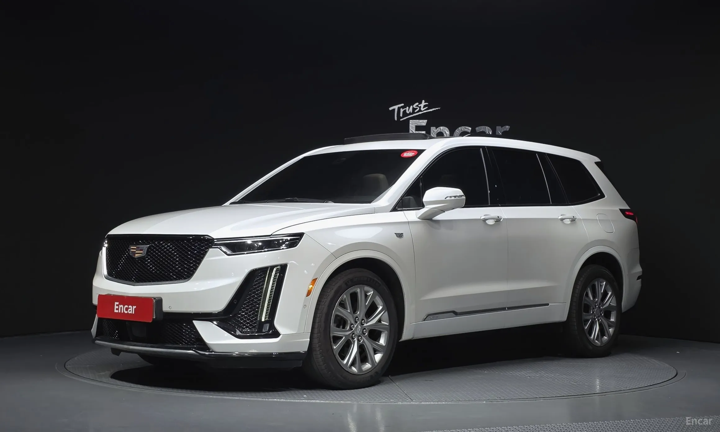 XT6