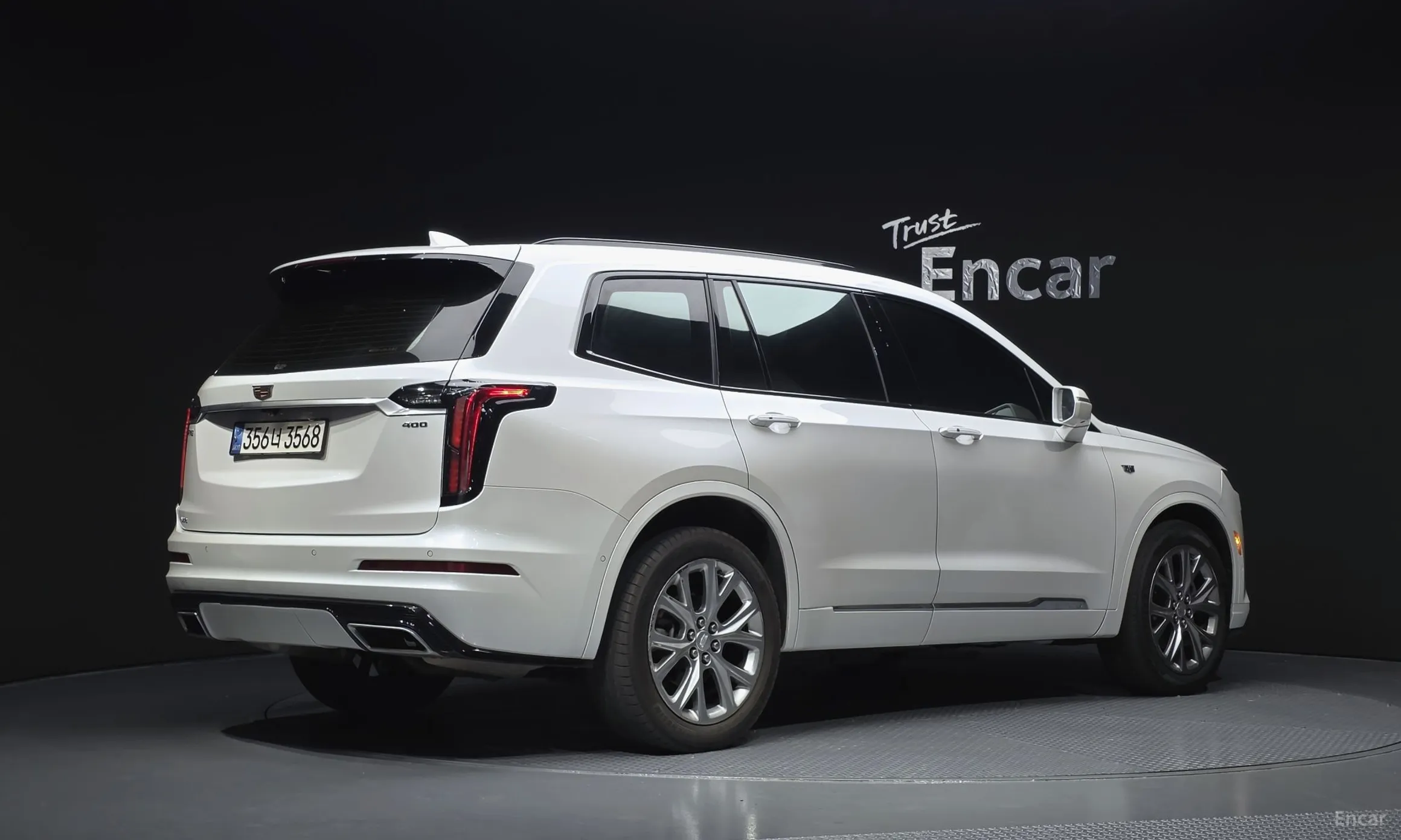 Cadillac XT6 превью 2