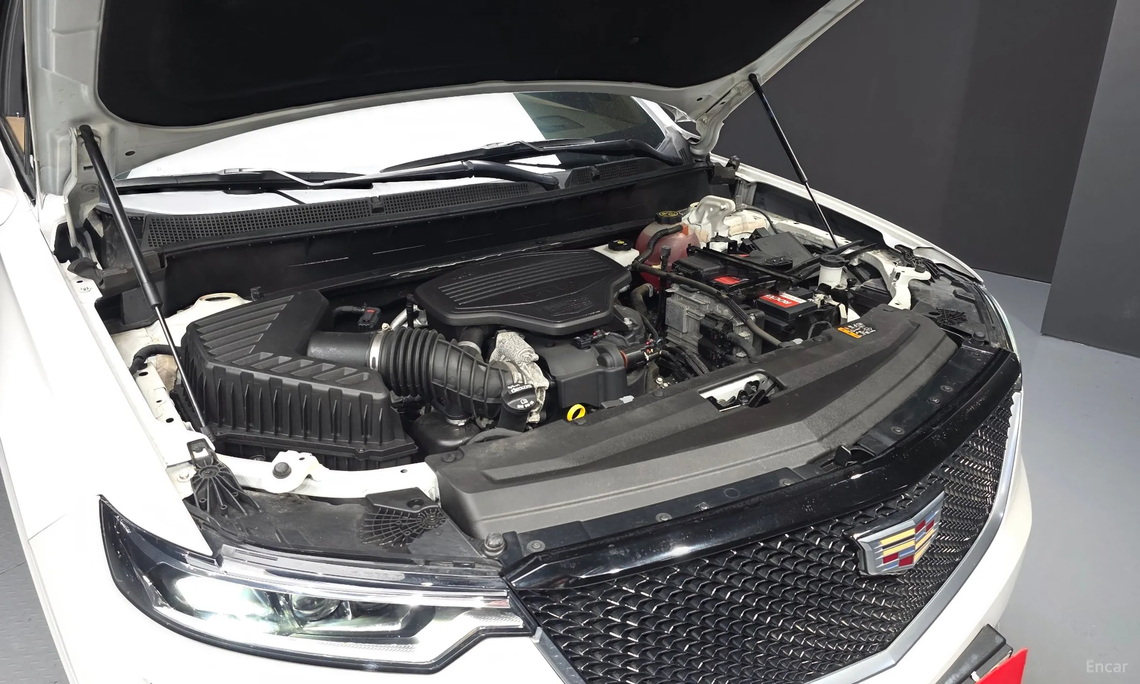 Cadillac XT6 превью 6