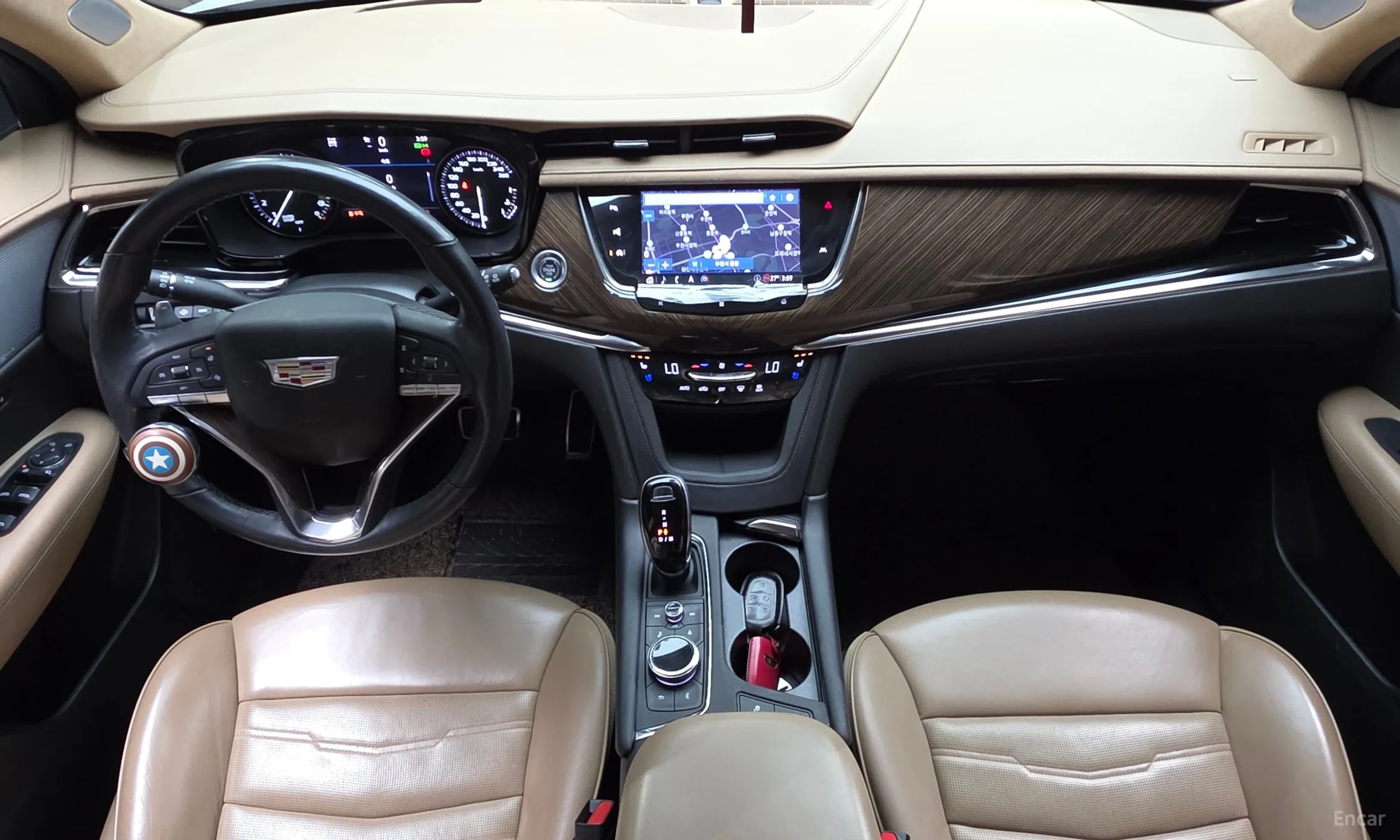 Cadillac XT6 превью 7