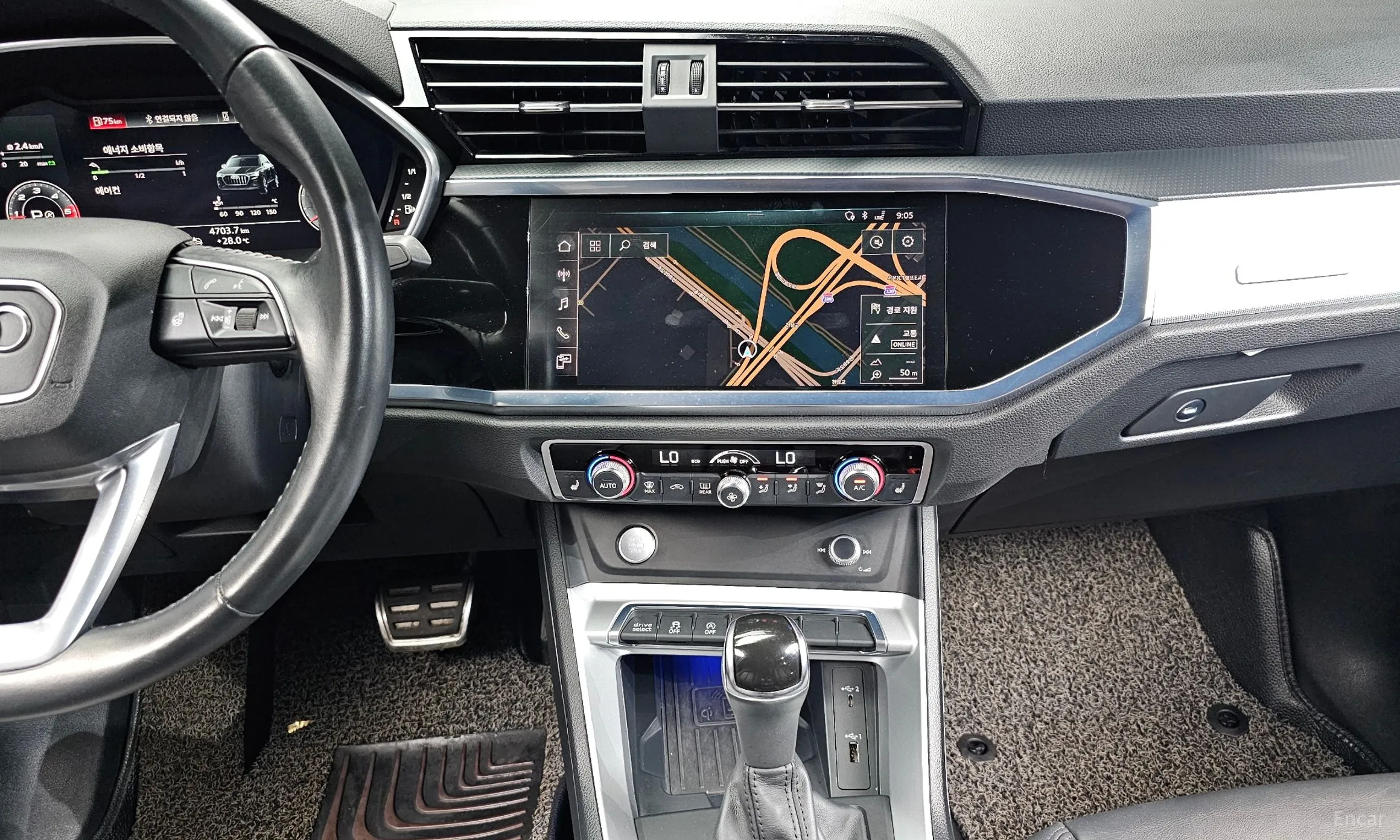 Audi Q3 (F3) превью 13
