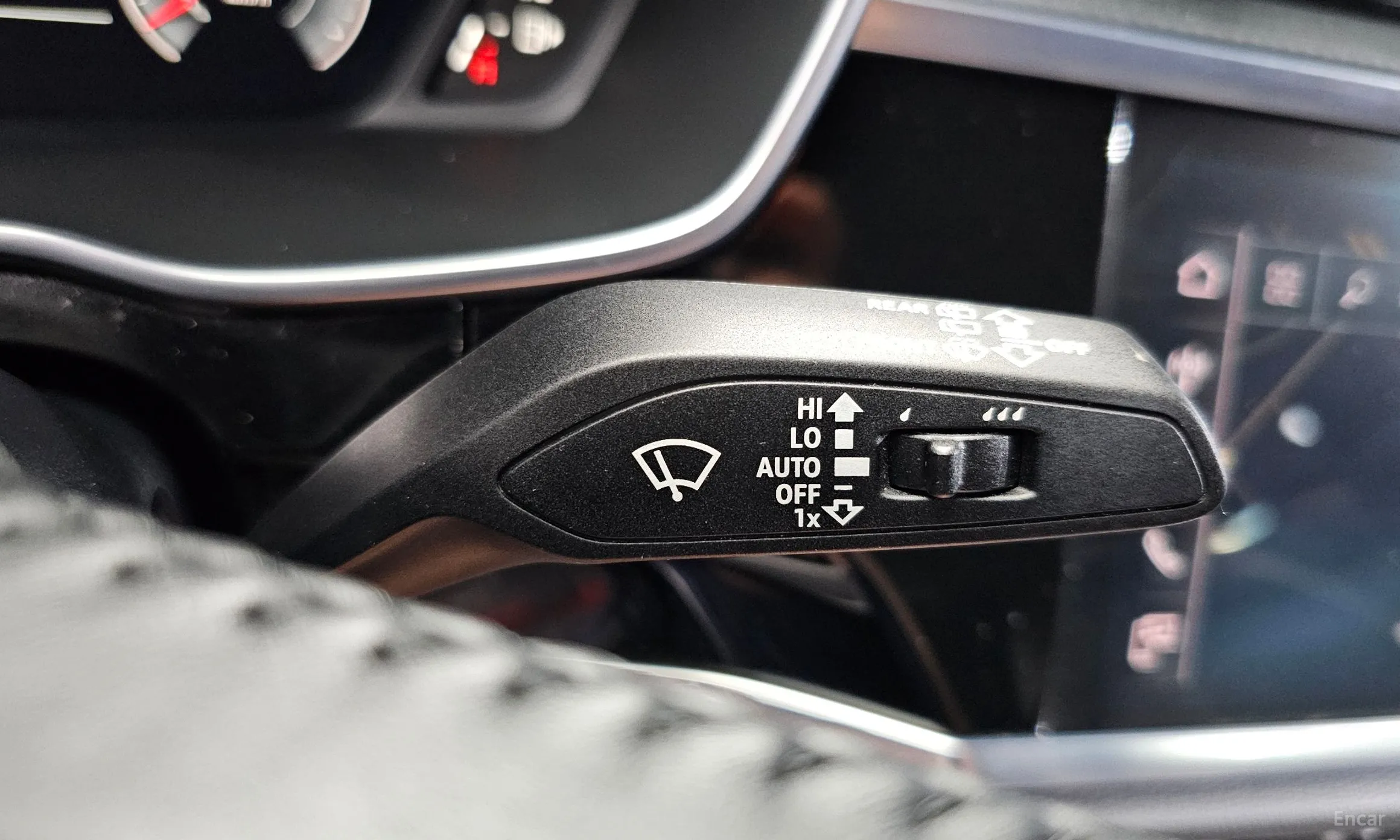 Audi Q3 (F3) превью 18