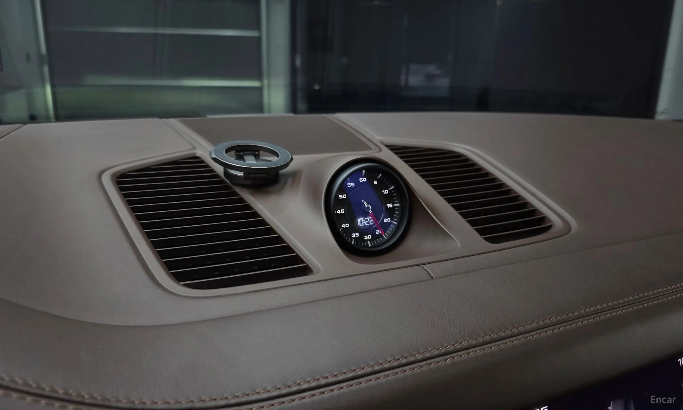 Porsche Cayenne (PO536) превью 18