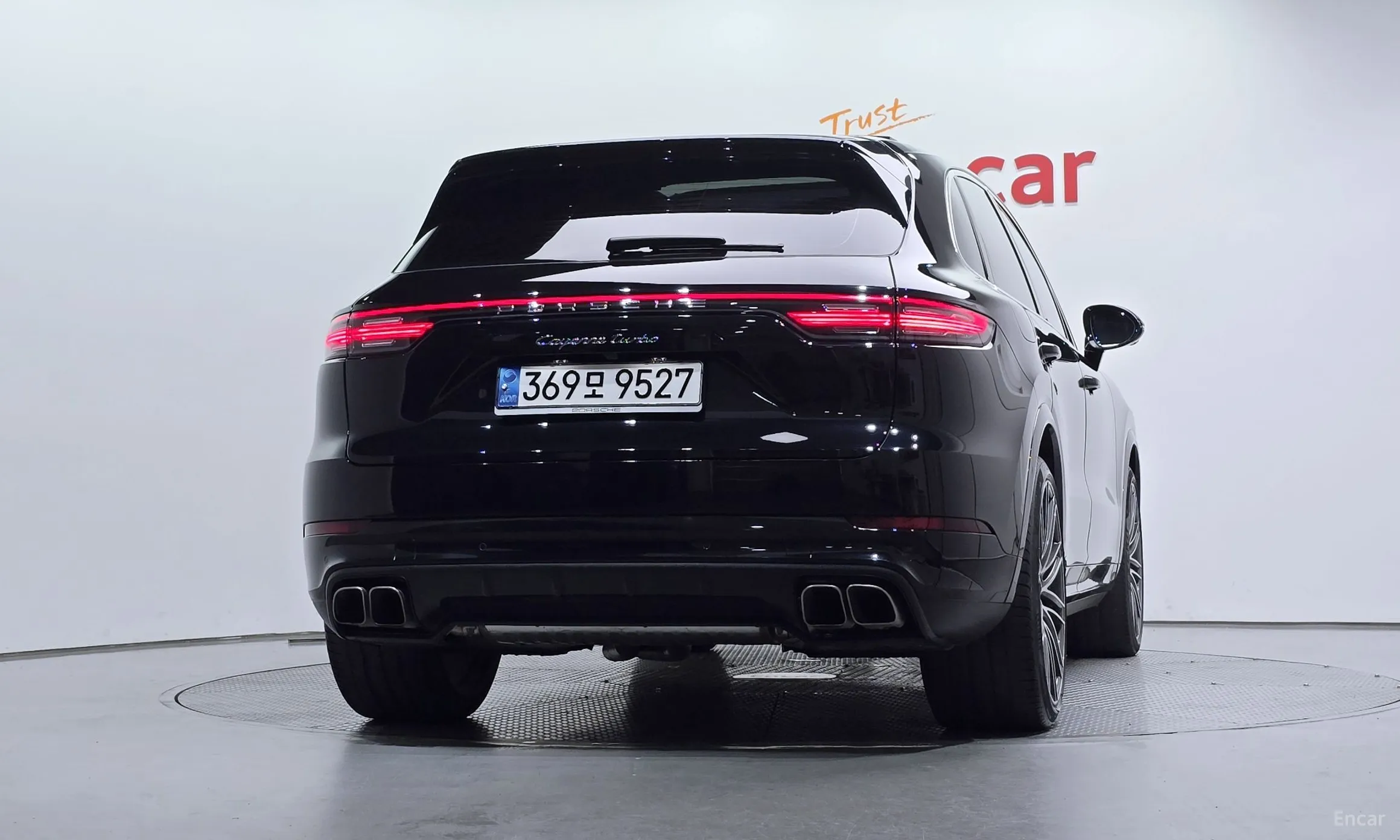 Porsche Cayenne (PO536) превью 4