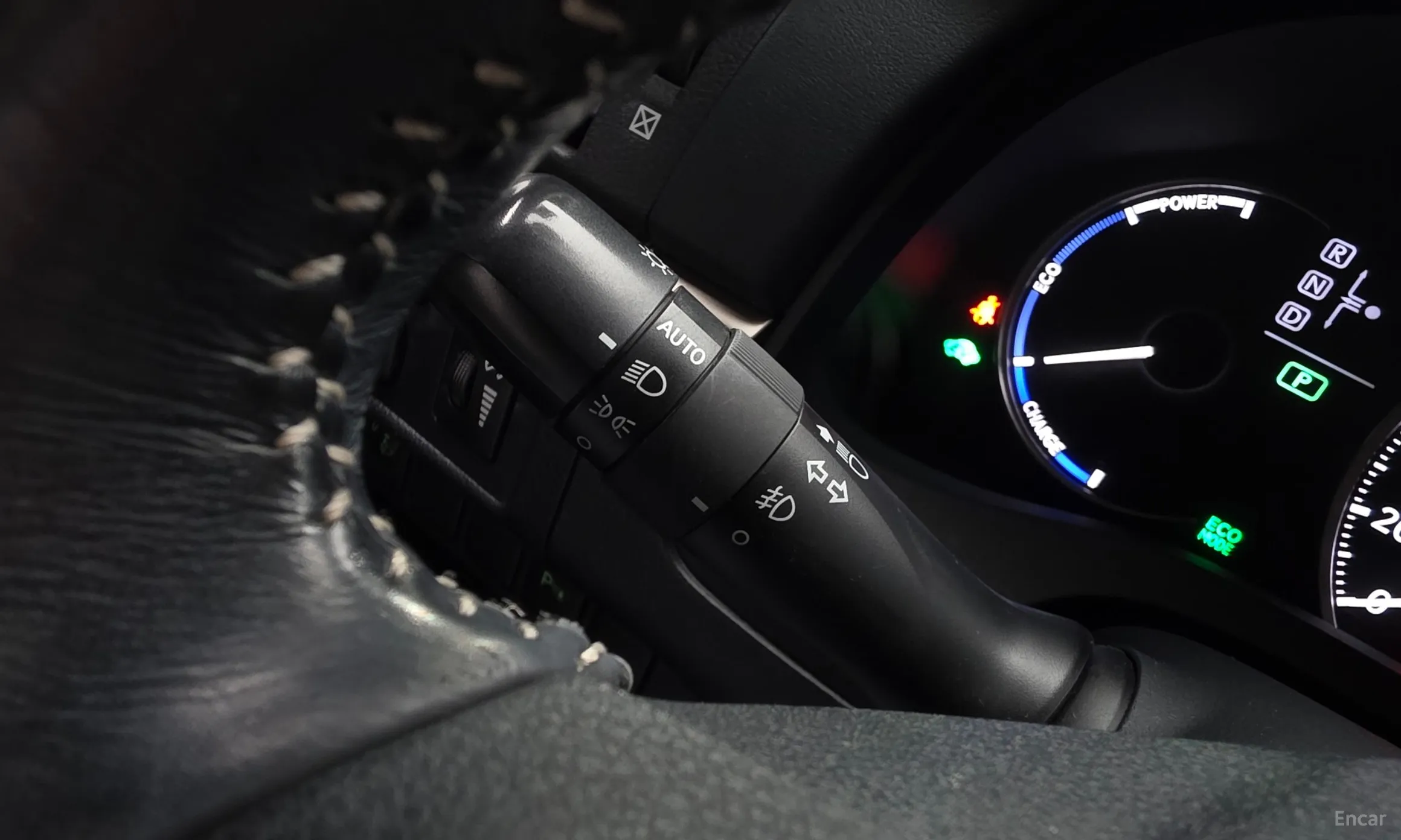 Lexus CT200h превью 18