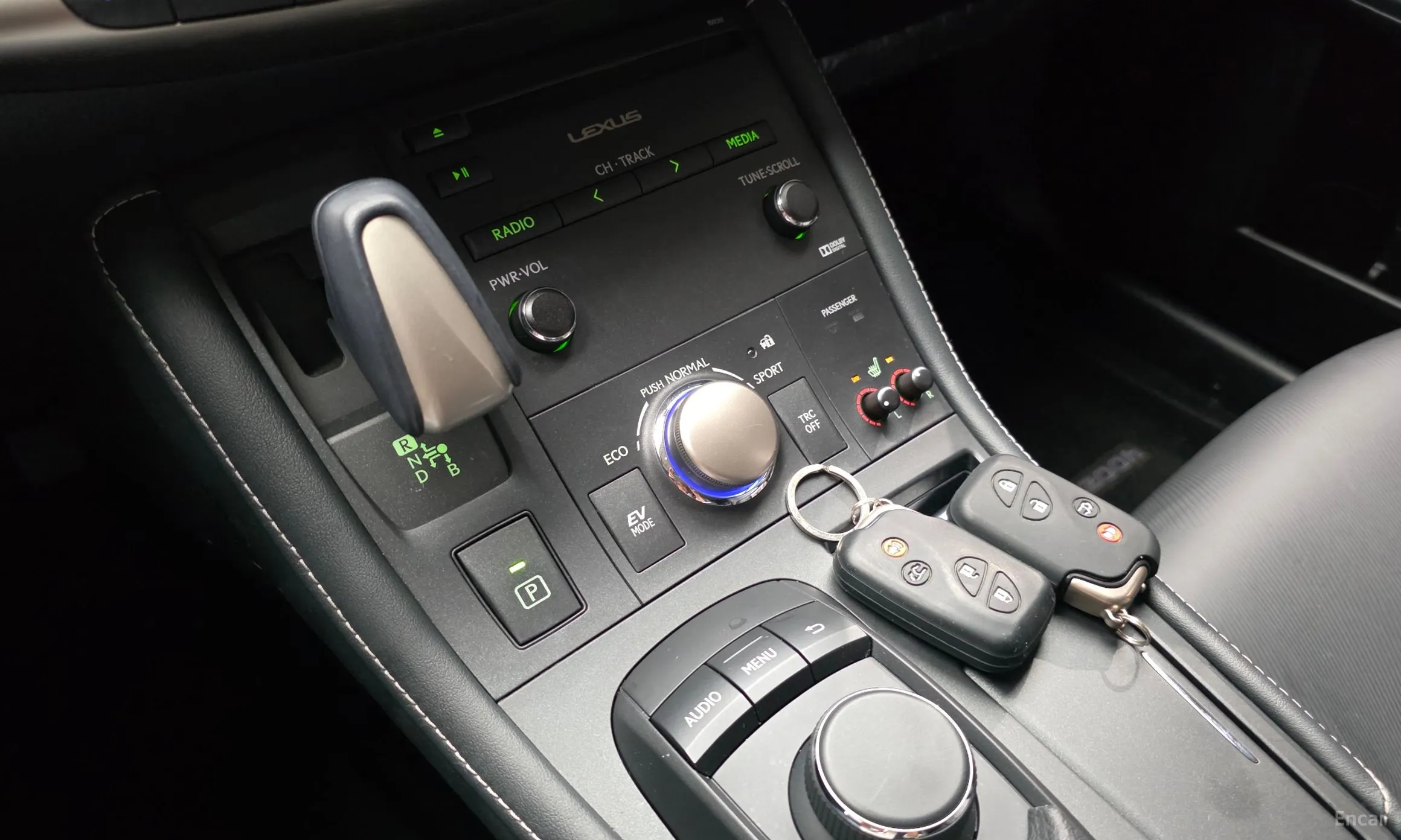 Lexus CT200h превью 9
