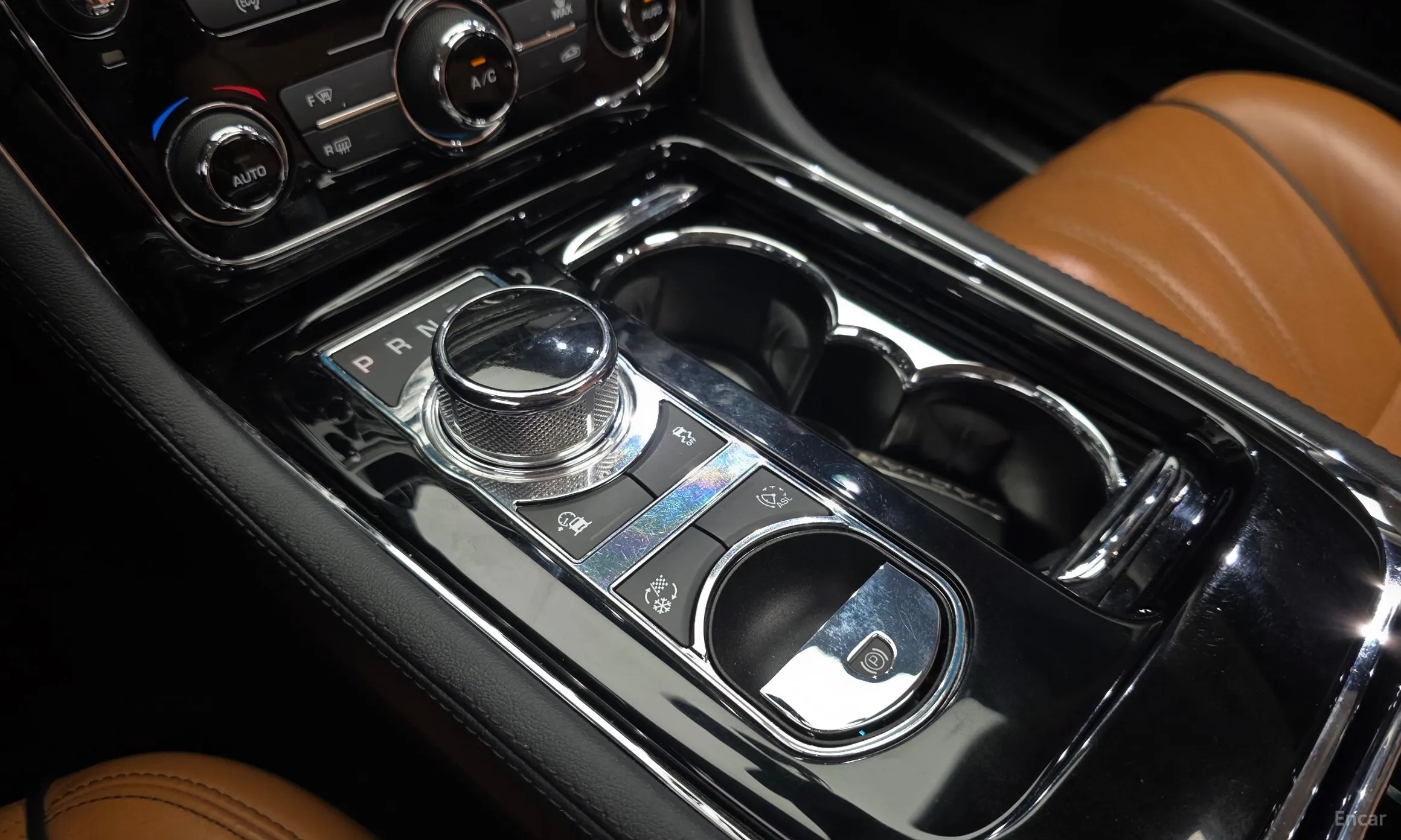 Jaguar All New XJ превью 9