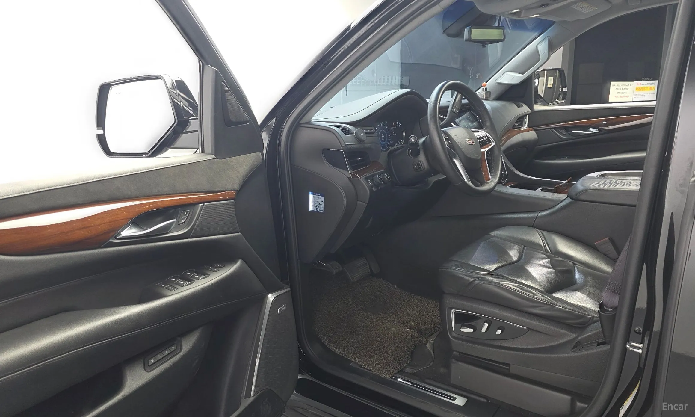 Cadillac Escalade превью 10