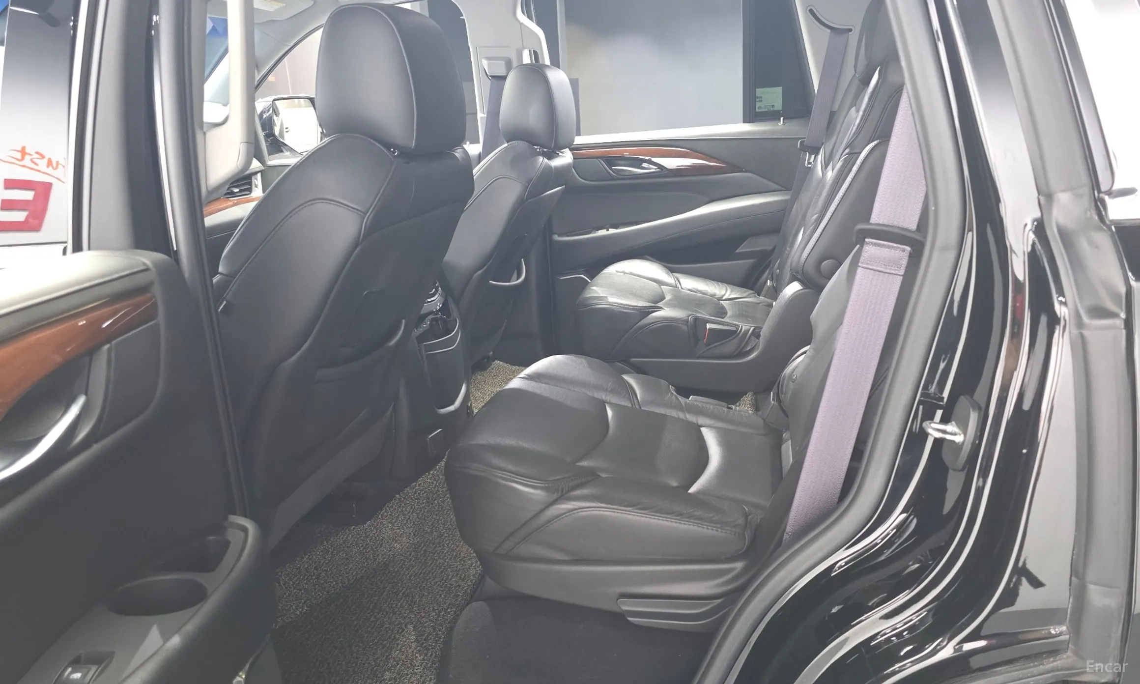 Cadillac Escalade превью 11
