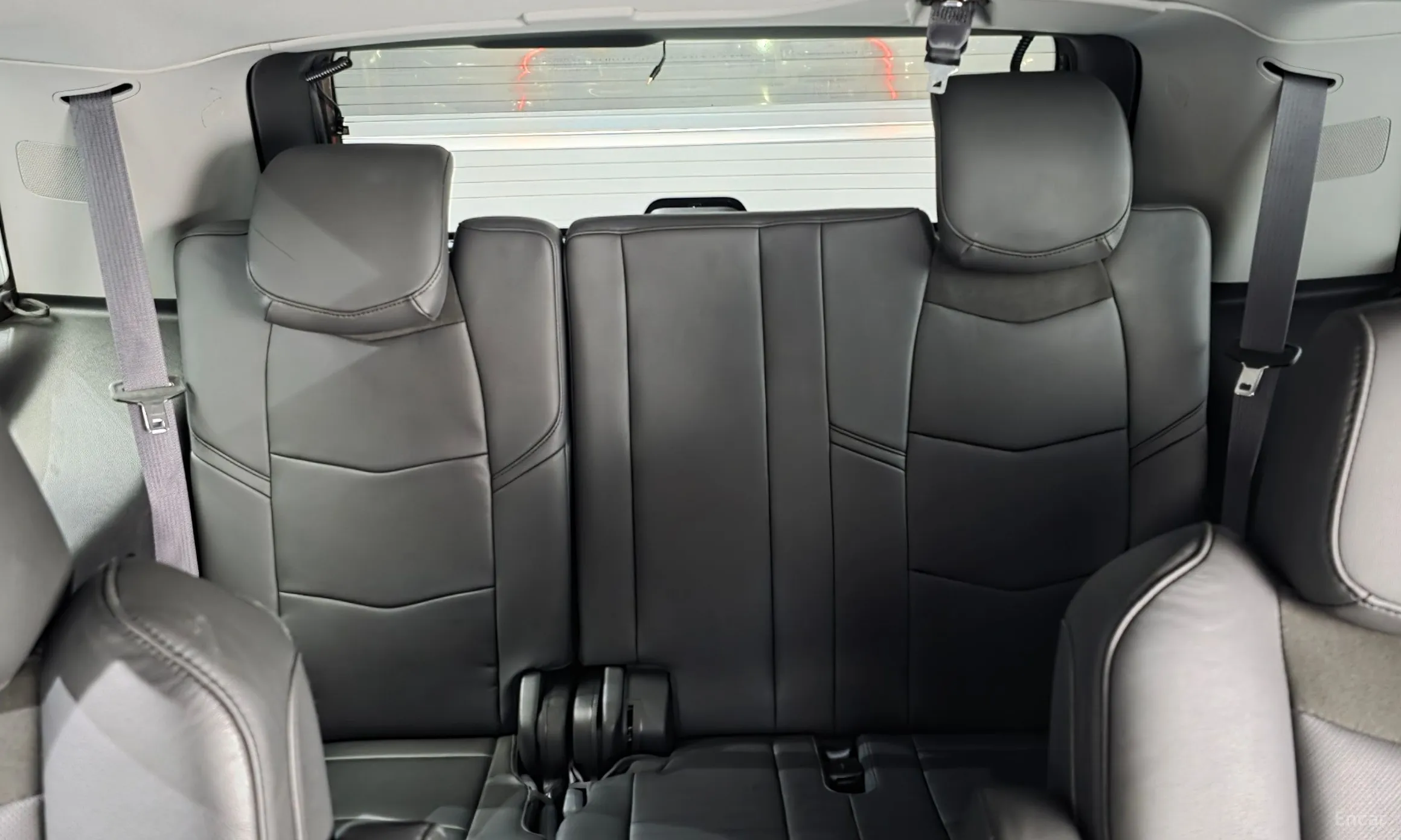 Cadillac Escalade превью 13