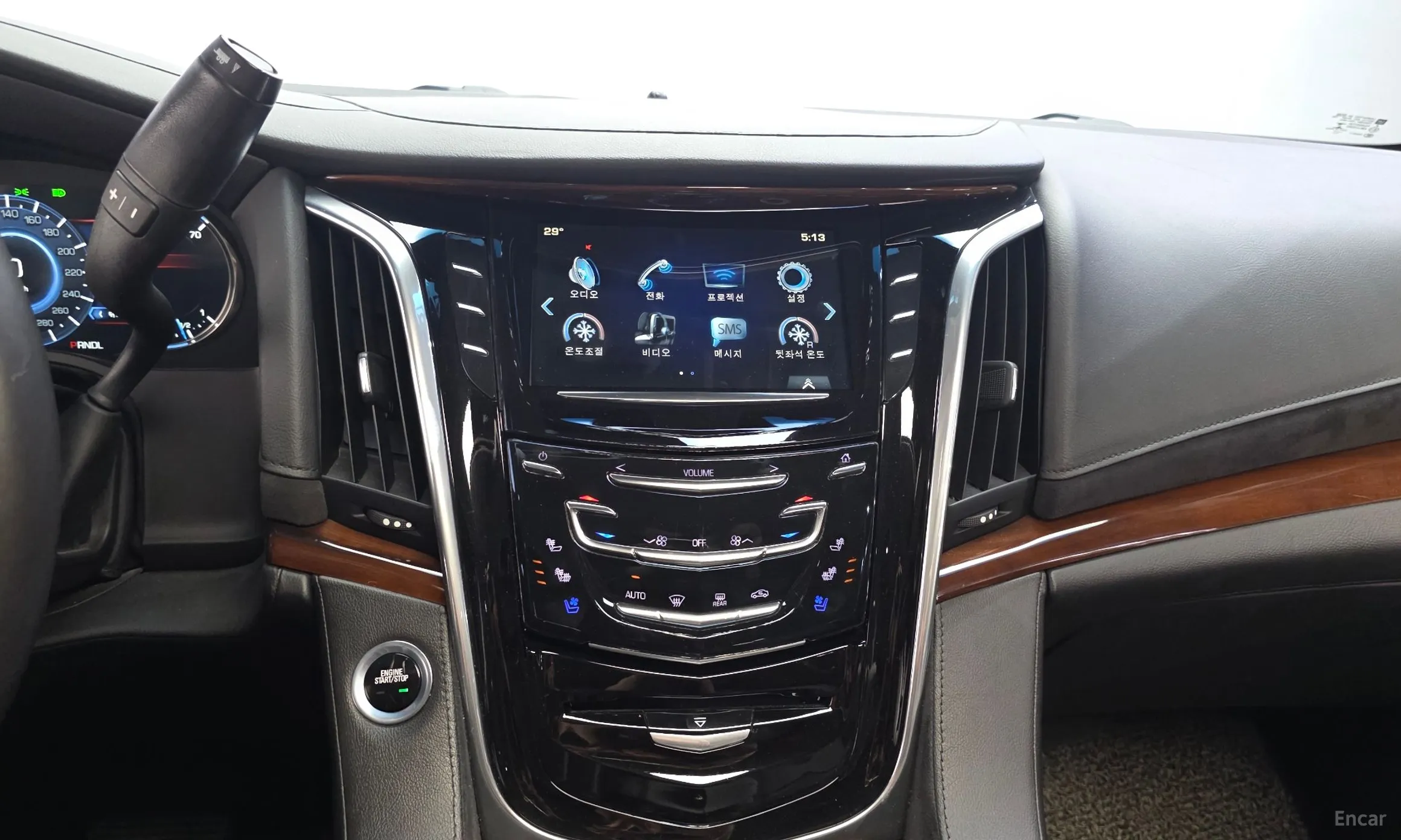 Cadillac Escalade превью 15