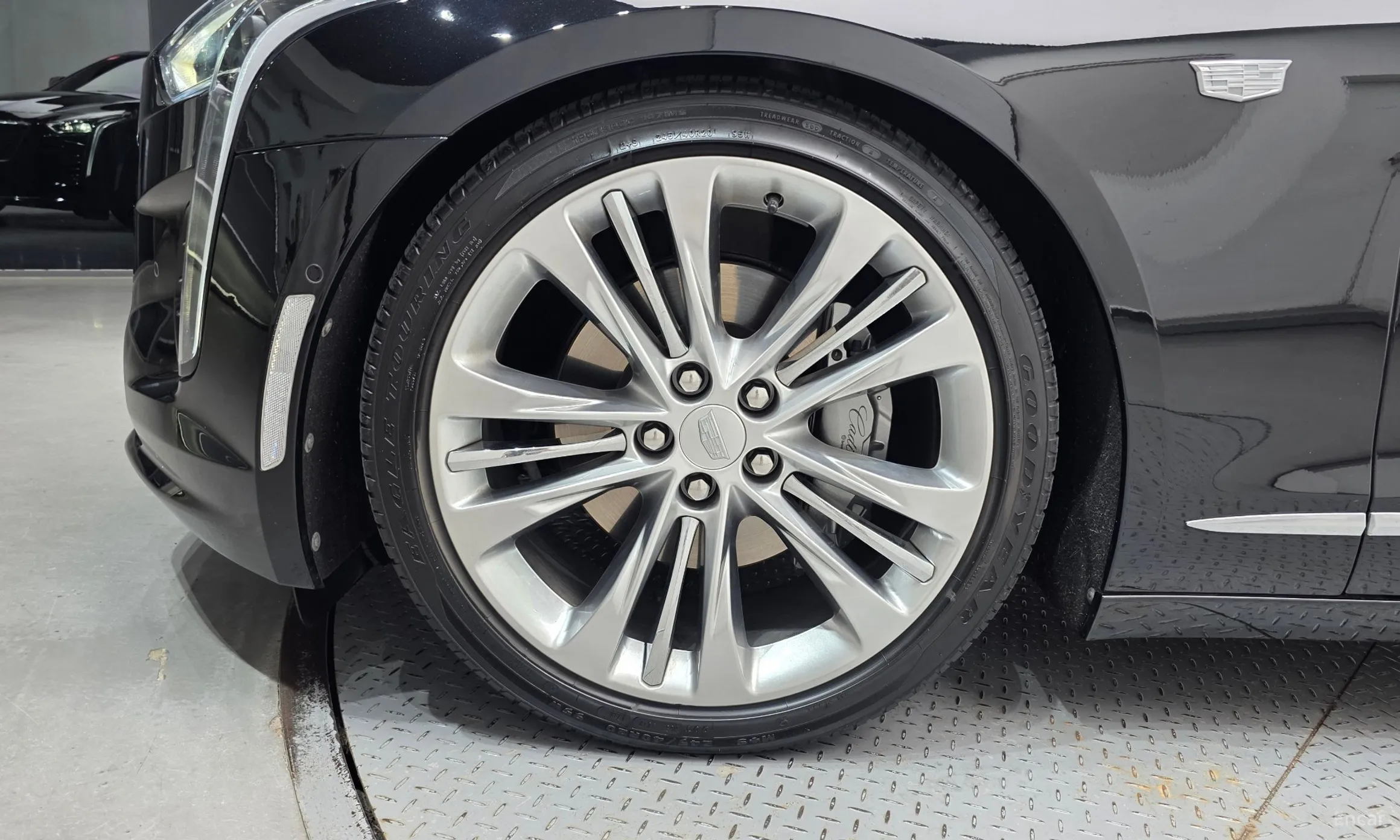 Cadillac CT6 превью 5