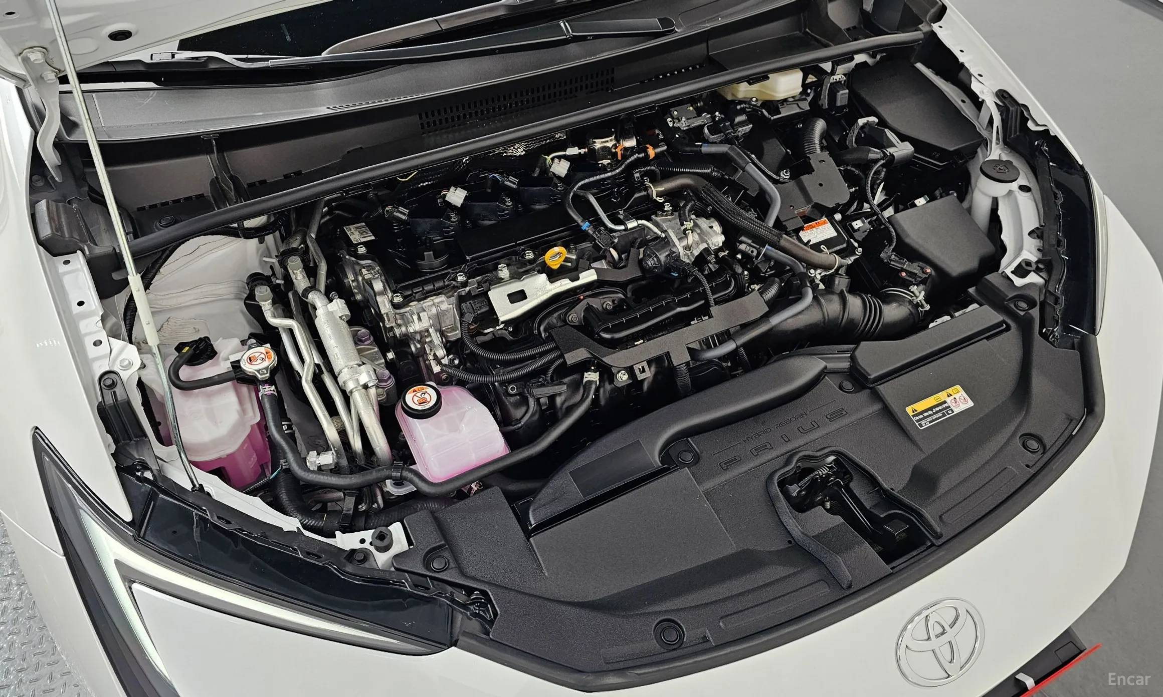Toyota Prius 5th Generation превью 6