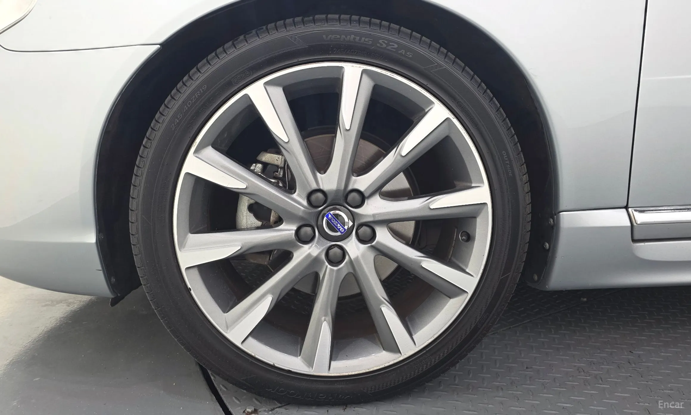 Volvo S80 превью 5