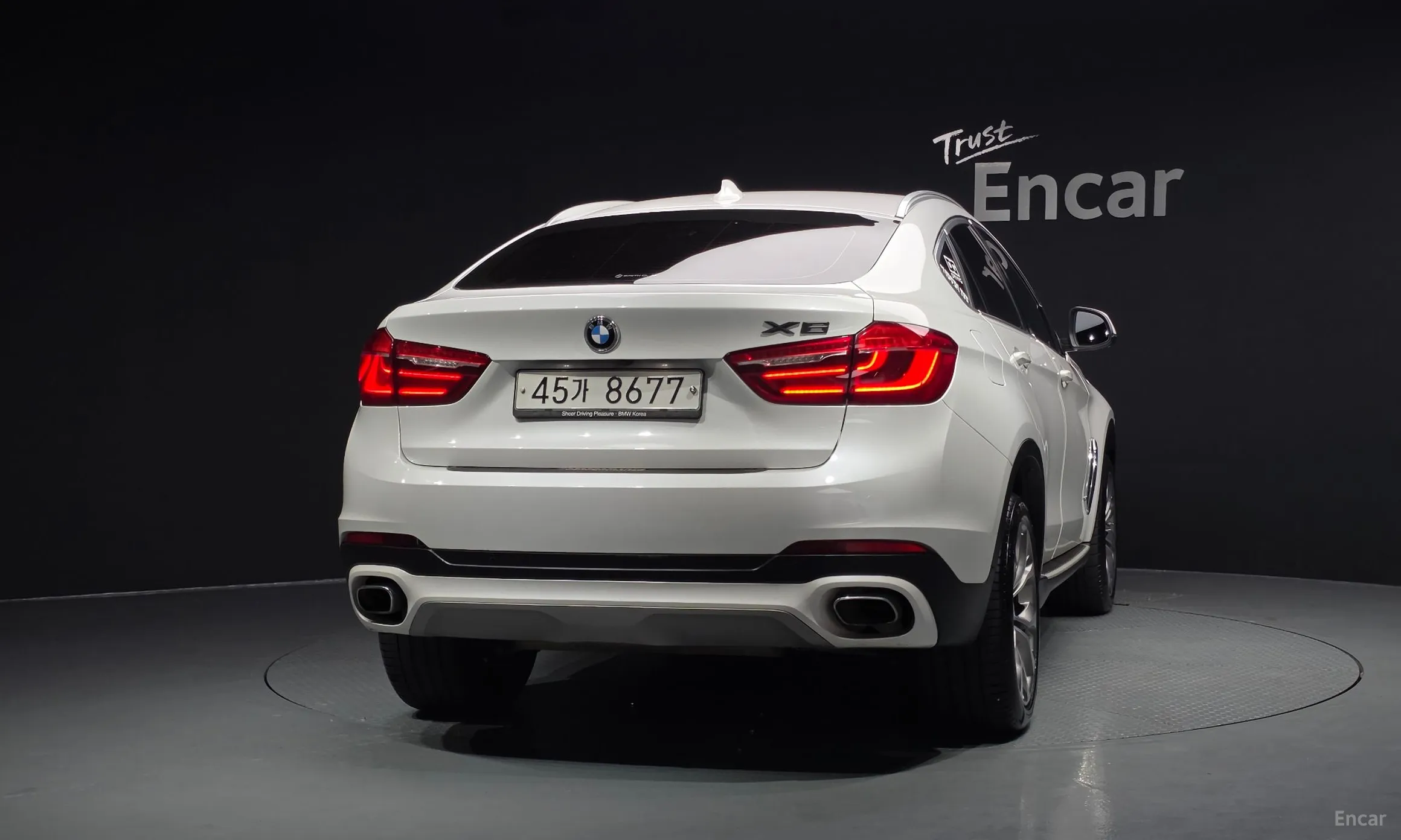 BMW X6 (F16) превью 4