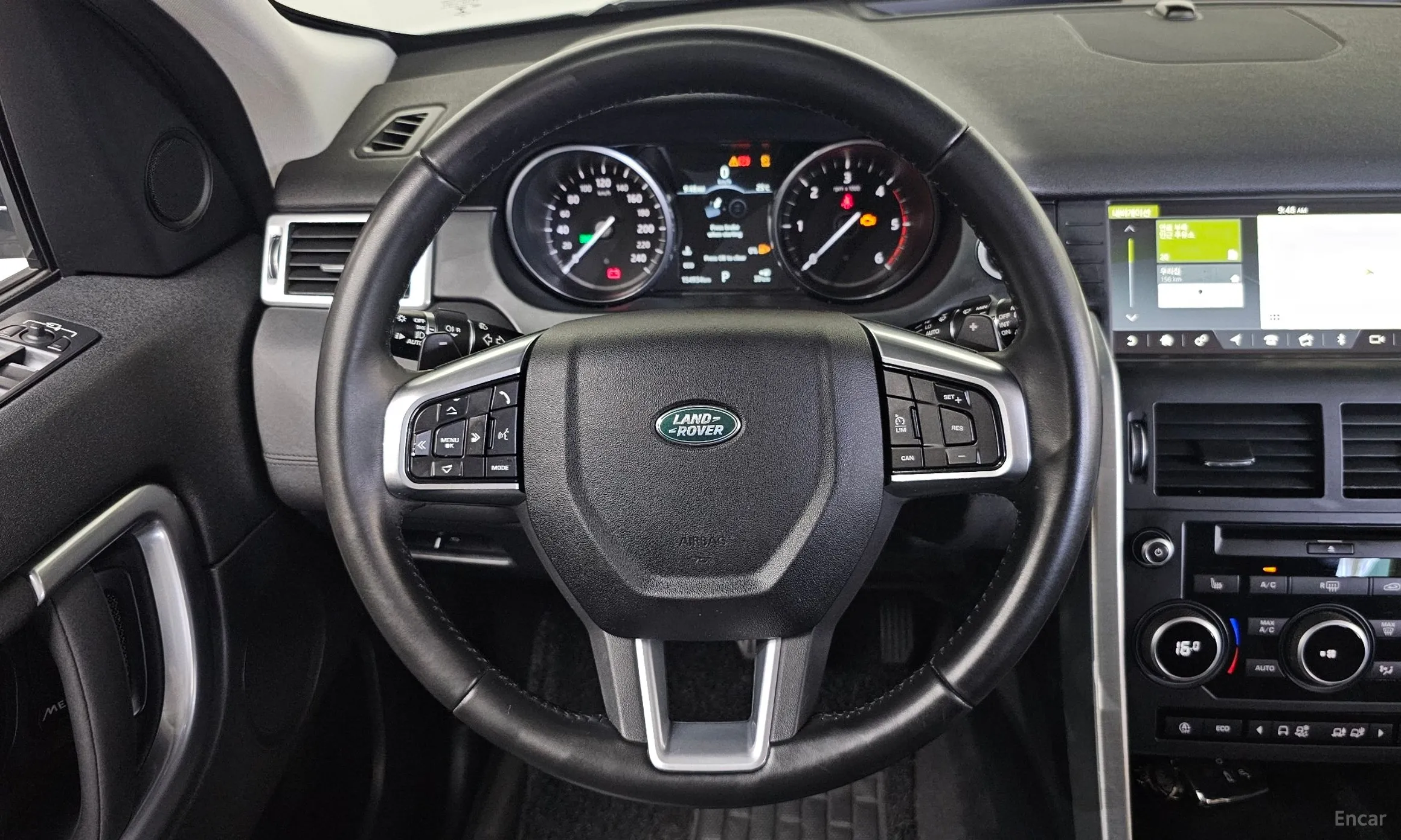 Land Rover Discovery Sports превью 16