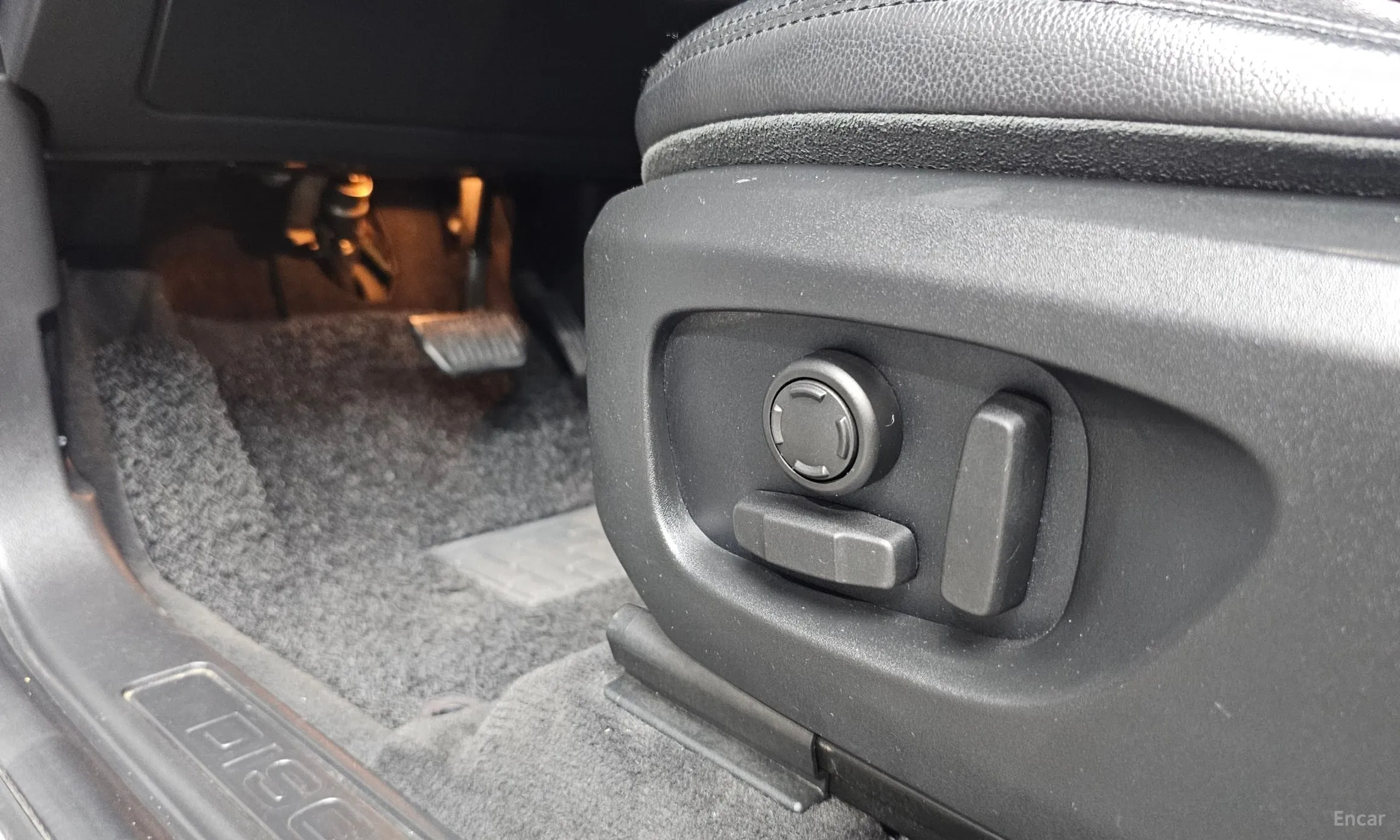 Land Rover Discovery Sports превью 19