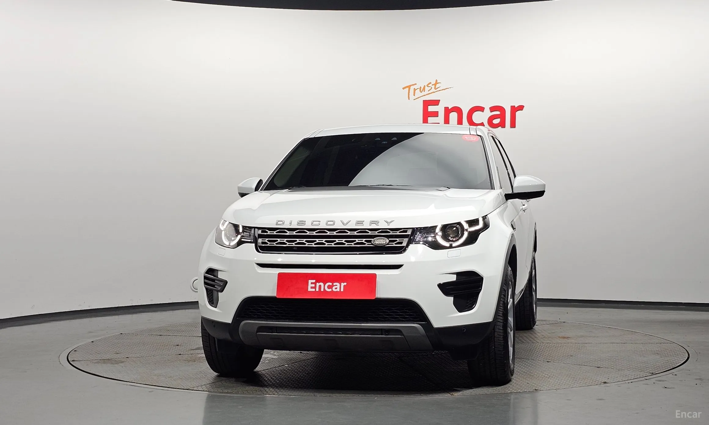 Land Rover Discovery Sports превью 3