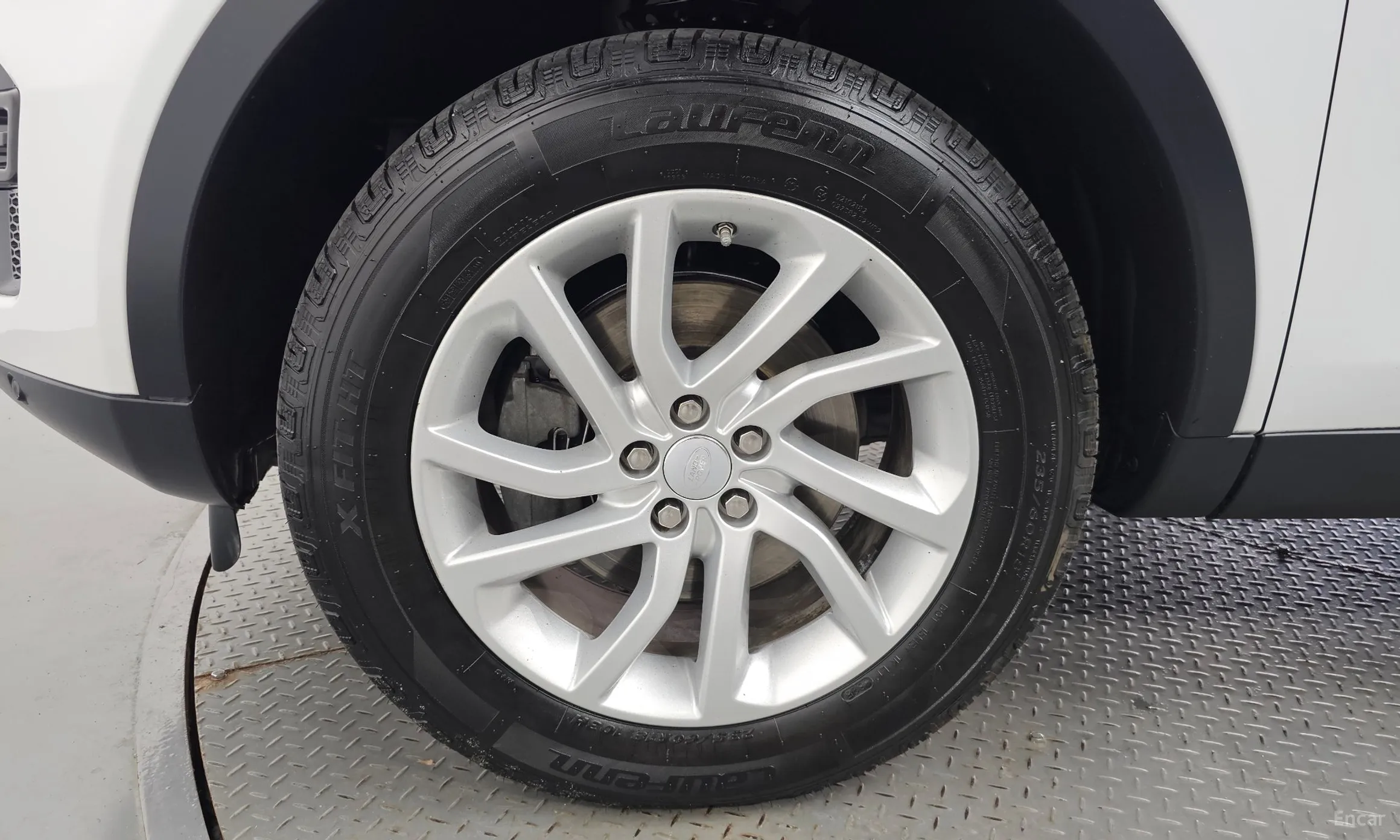 Land Rover Discovery Sports превью 5
