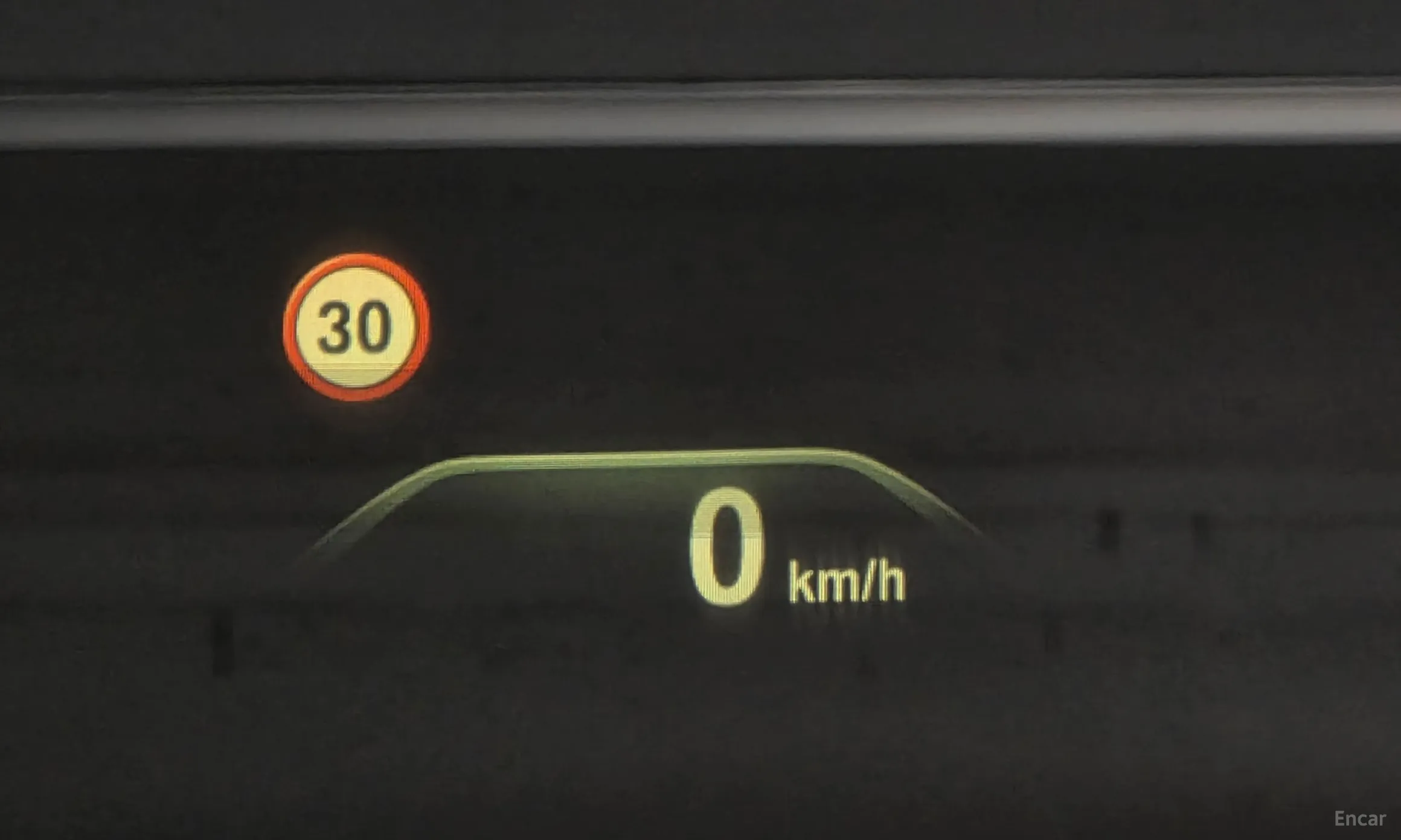 BMW 5 Series (G30) превью 18