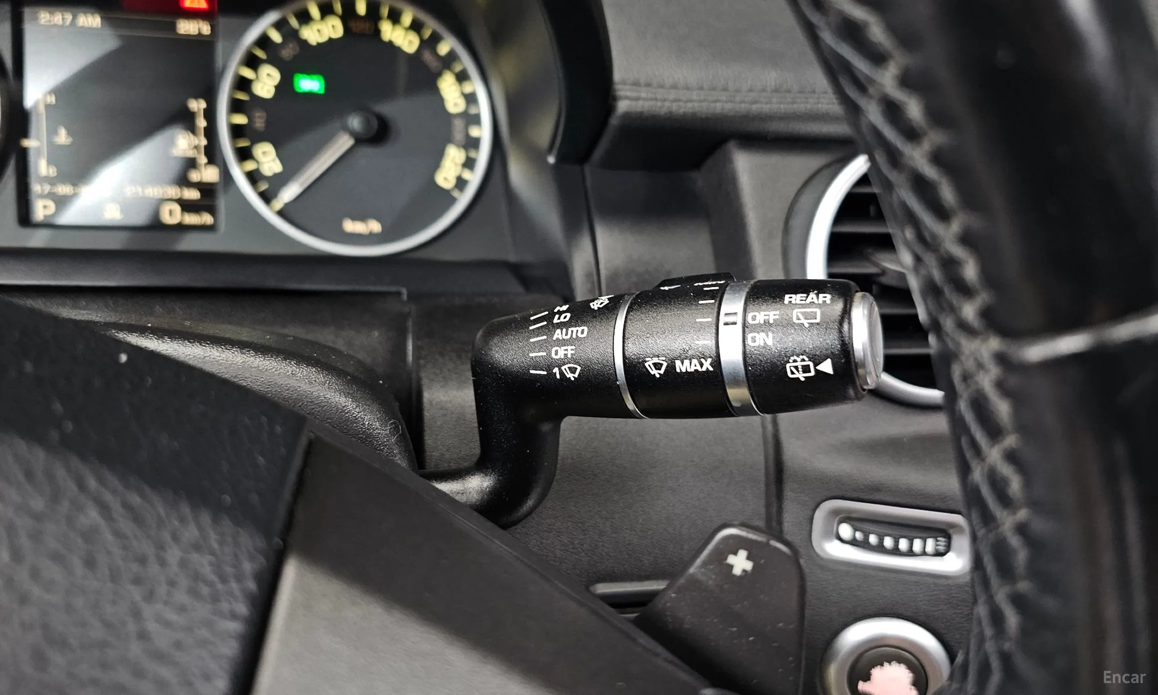 Land Rover Discovery 4 превью 16