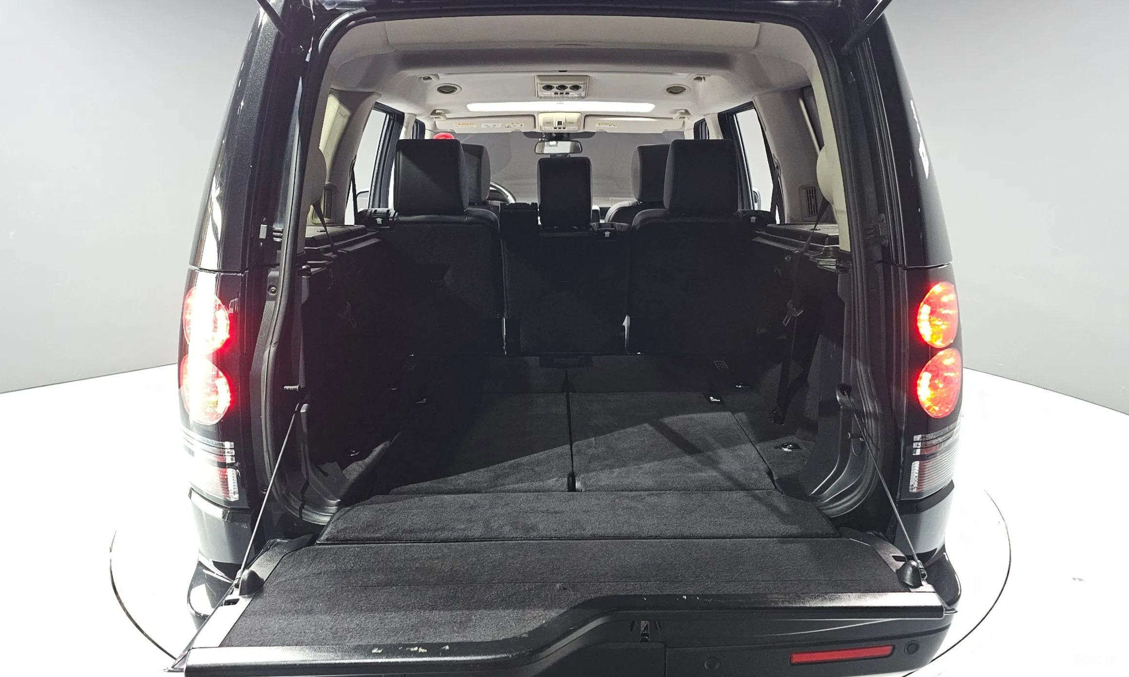 Land Rover Discovery 4 превью 20
