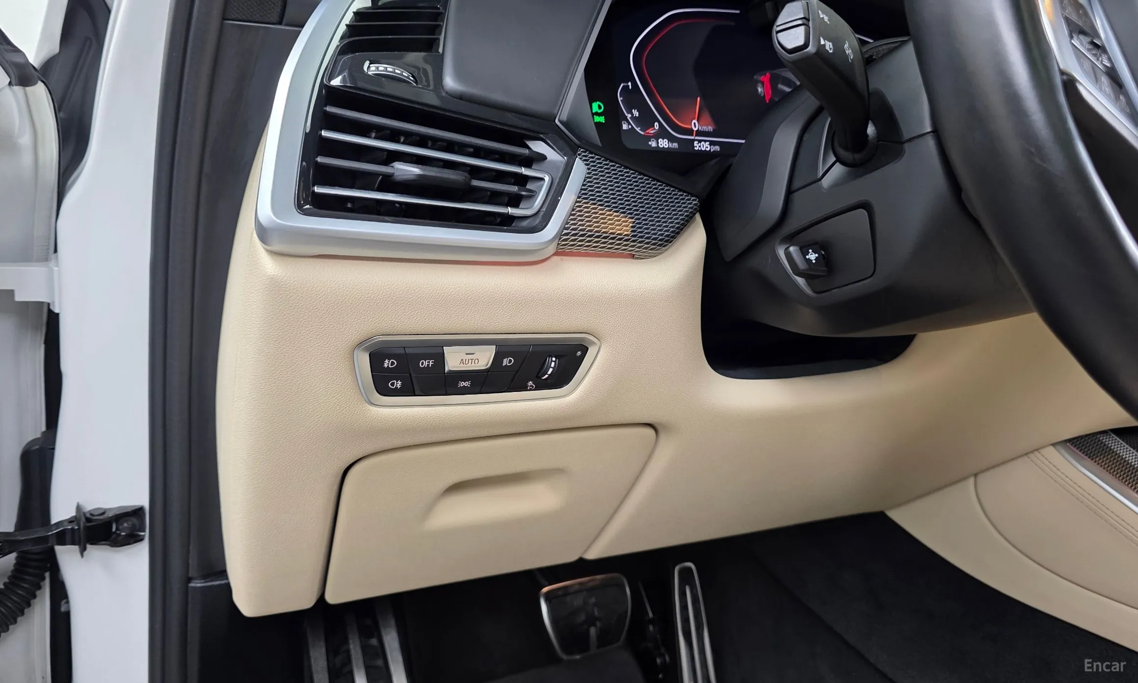 BMW X5 (G05) превью 16