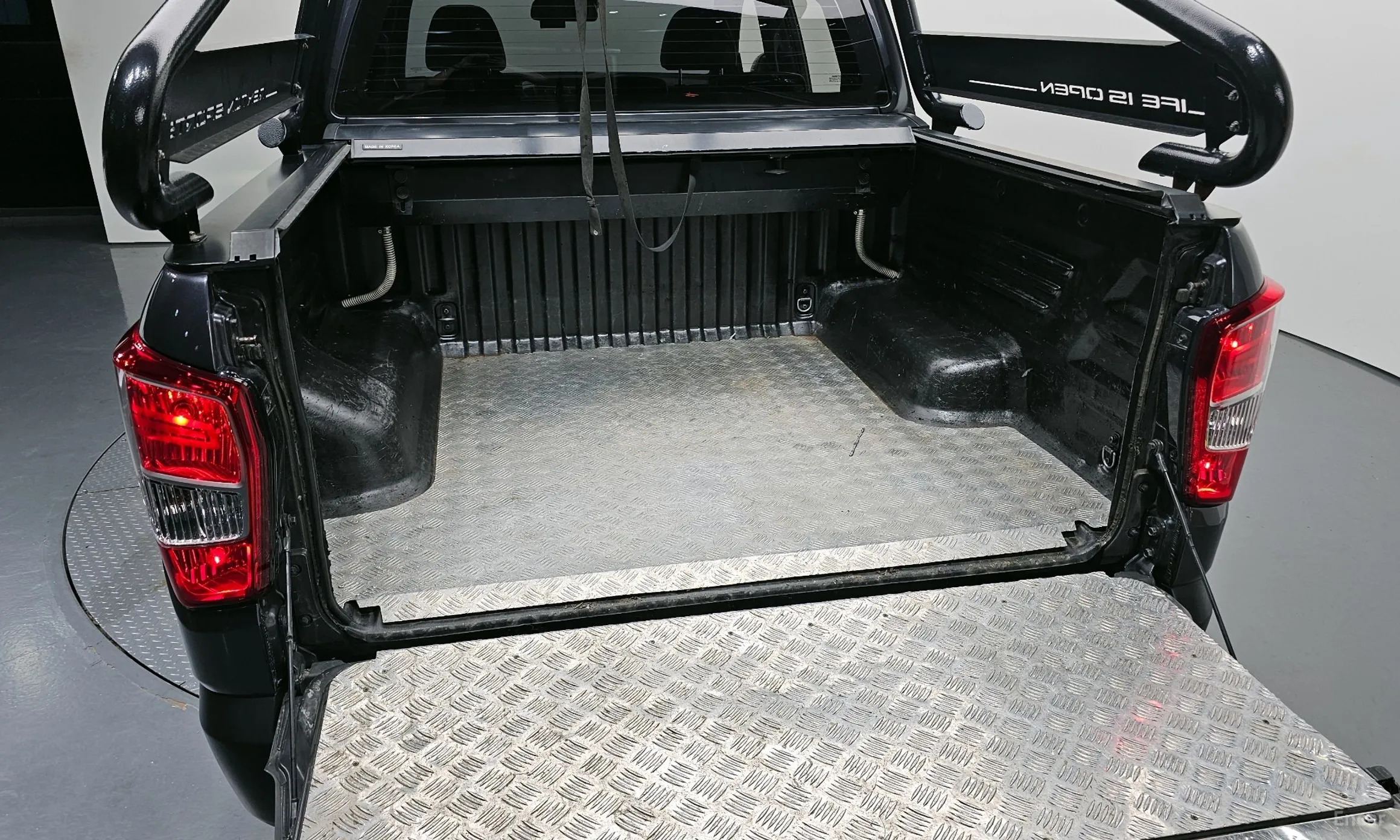 KG Mobility (SsangYong) Rexton Sports превью 20