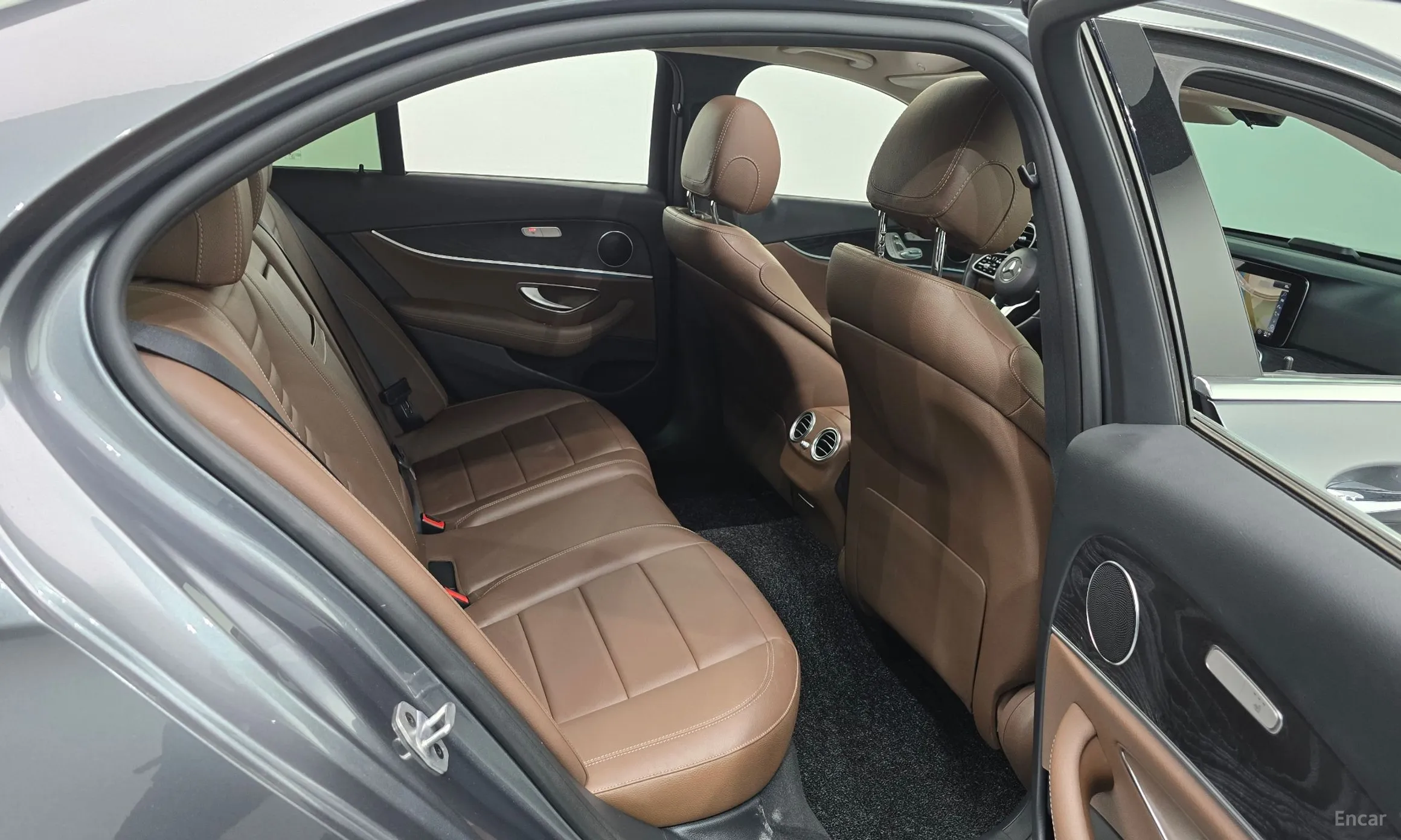 Mercedes Benz E-Class W213 превью 11
