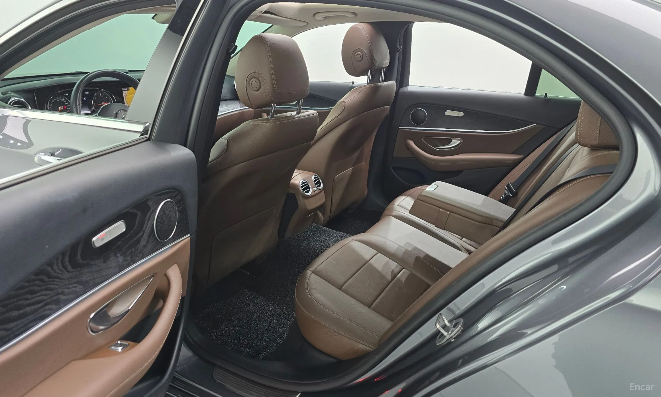 Mercedes Benz E-Class W213 превью 12
