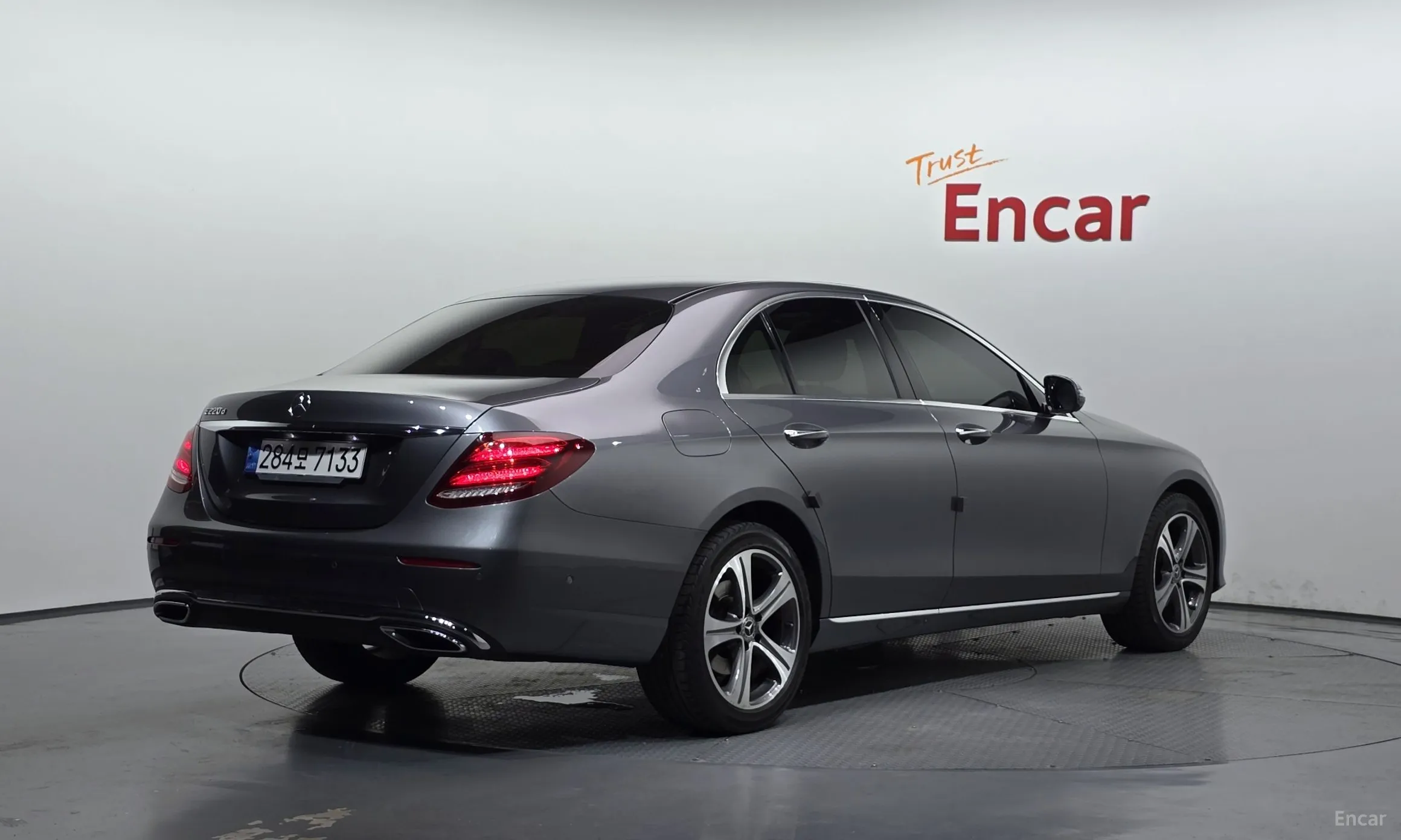 Mercedes Benz E-Class W213