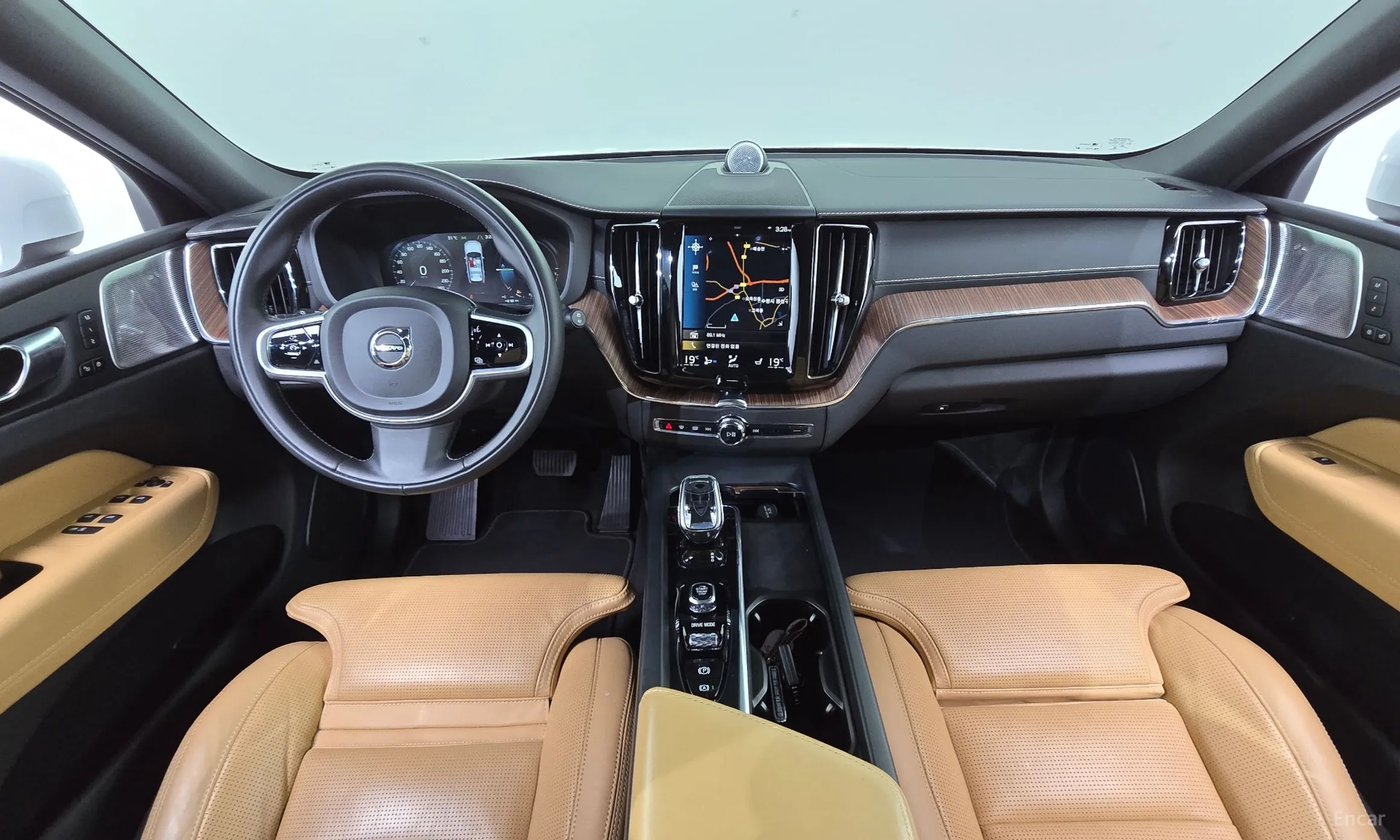 Volvo XC60 Gen 2 превью 7