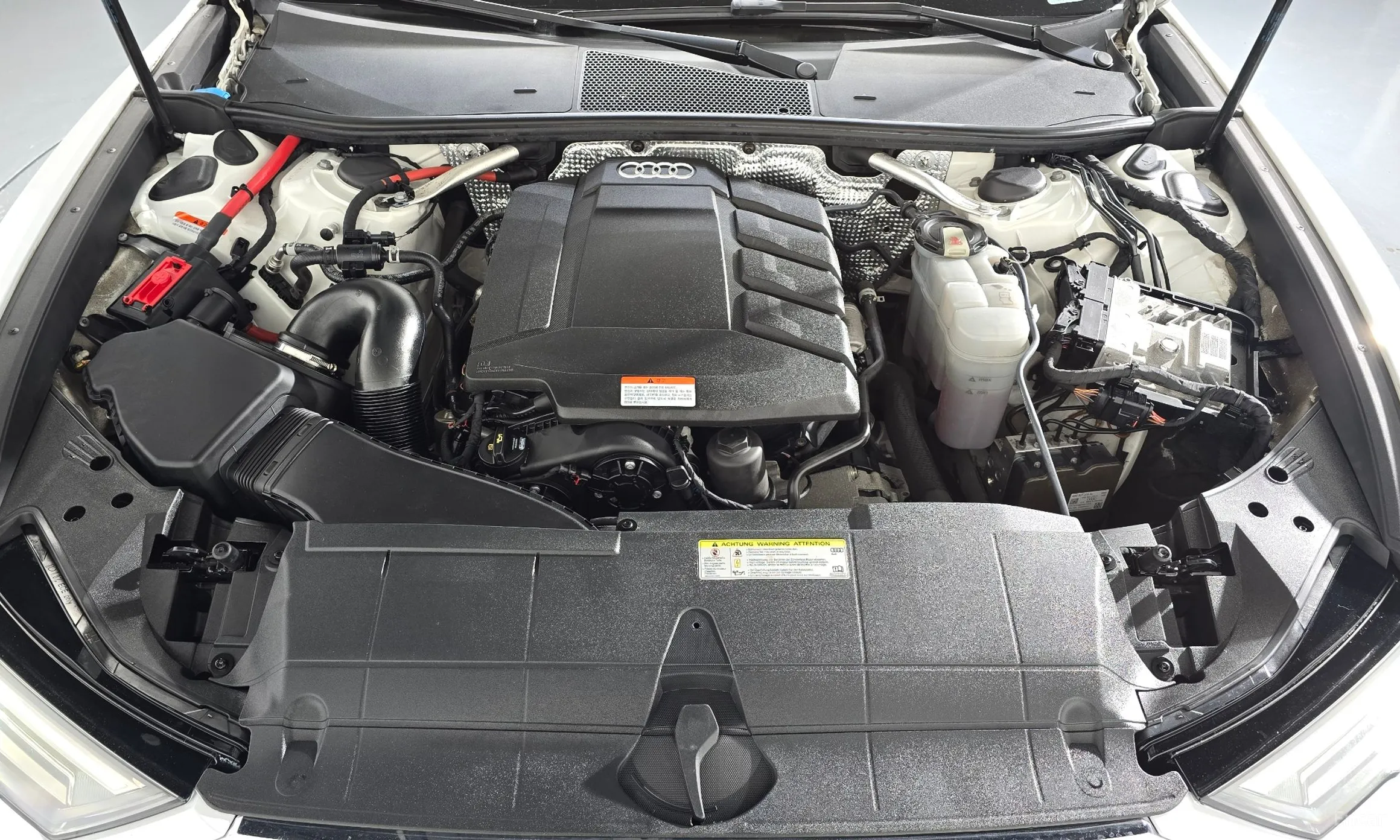 Audi A6 (C8) превью 6