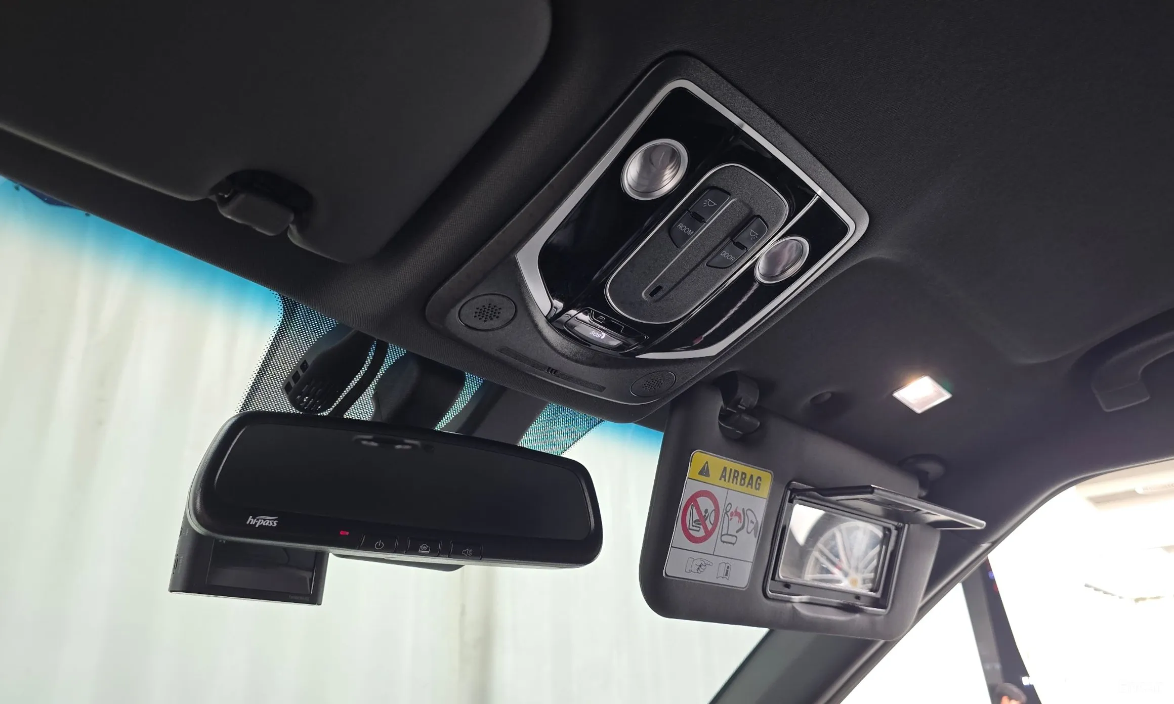 KG Mobility (SsangYong) Torres превью 17