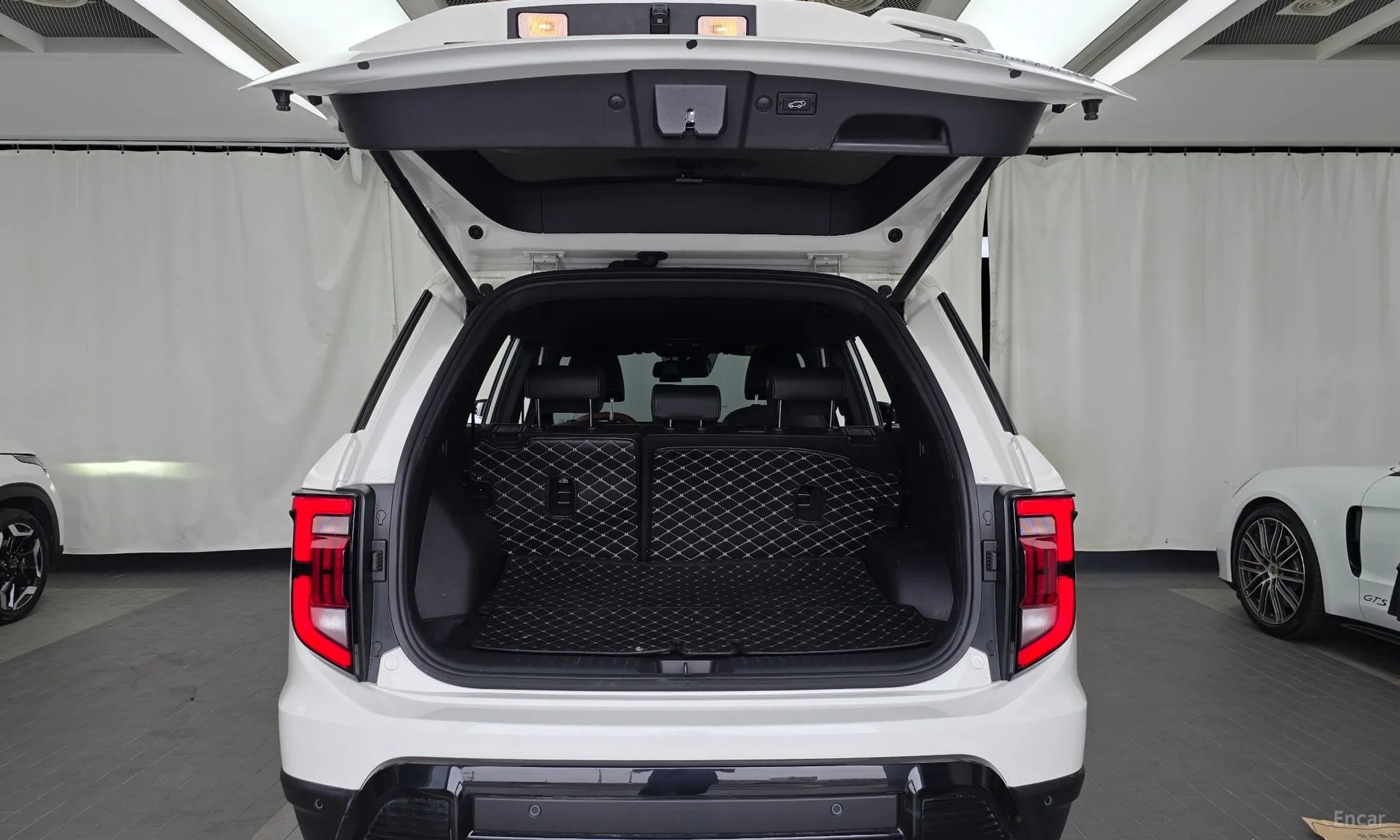 KG Mobility (SsangYong) Torres превью 20