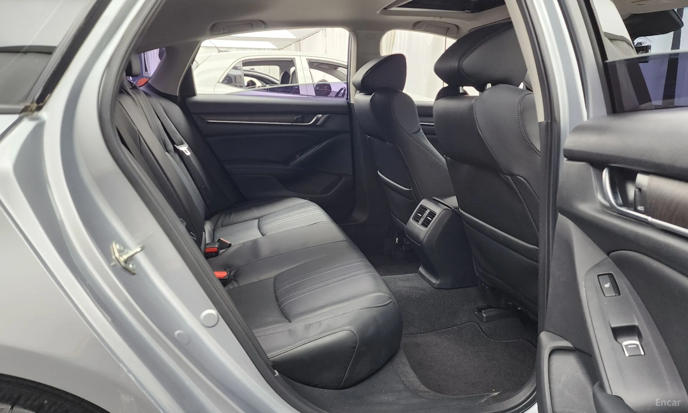 Honda Accord 10th Generation превью 12
