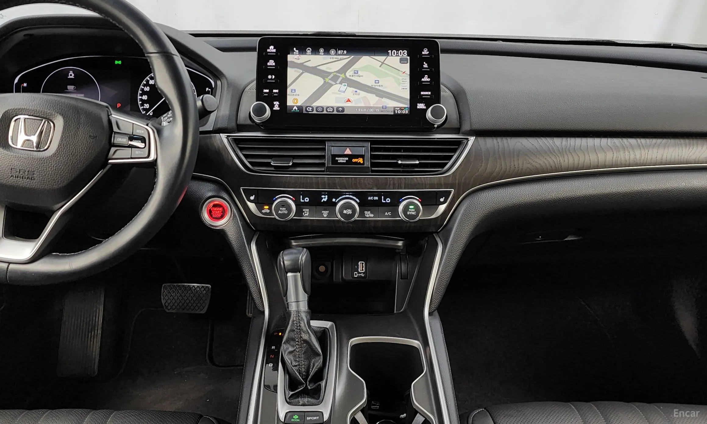 Honda Accord 10th Generation превью 14