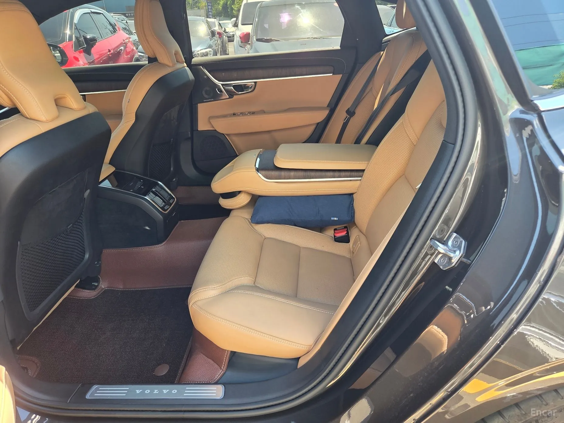 Volvo S90 превью 7
