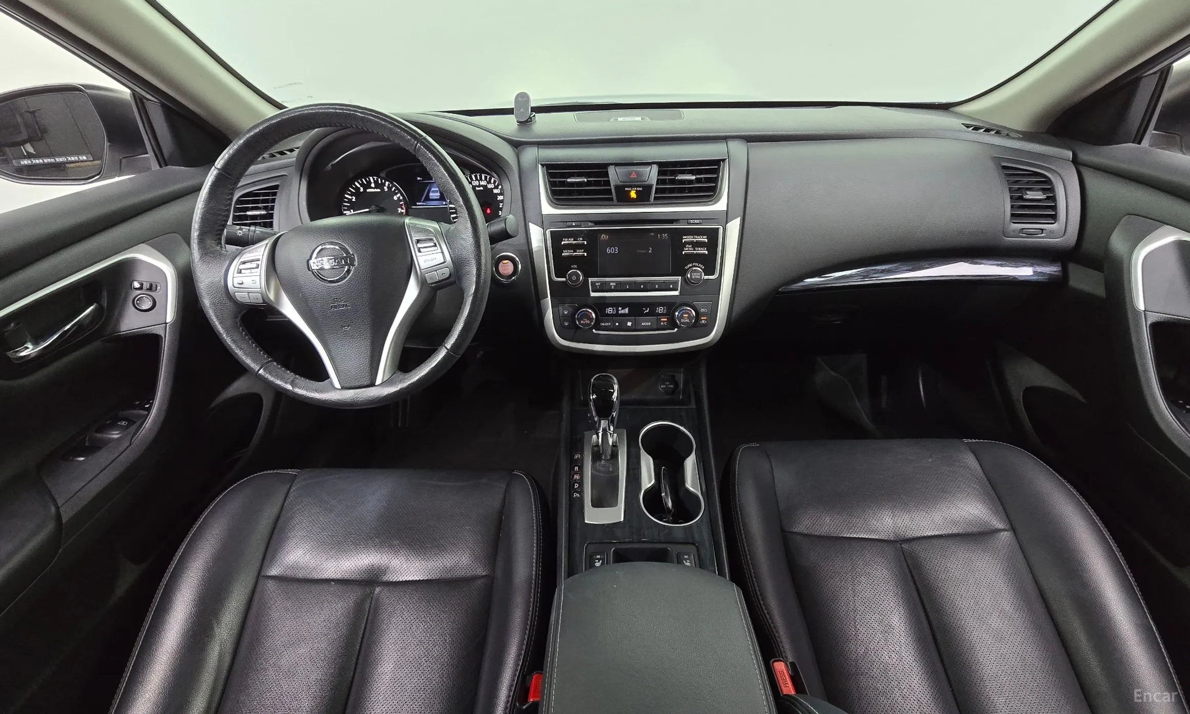 Nissan Altima превью 7