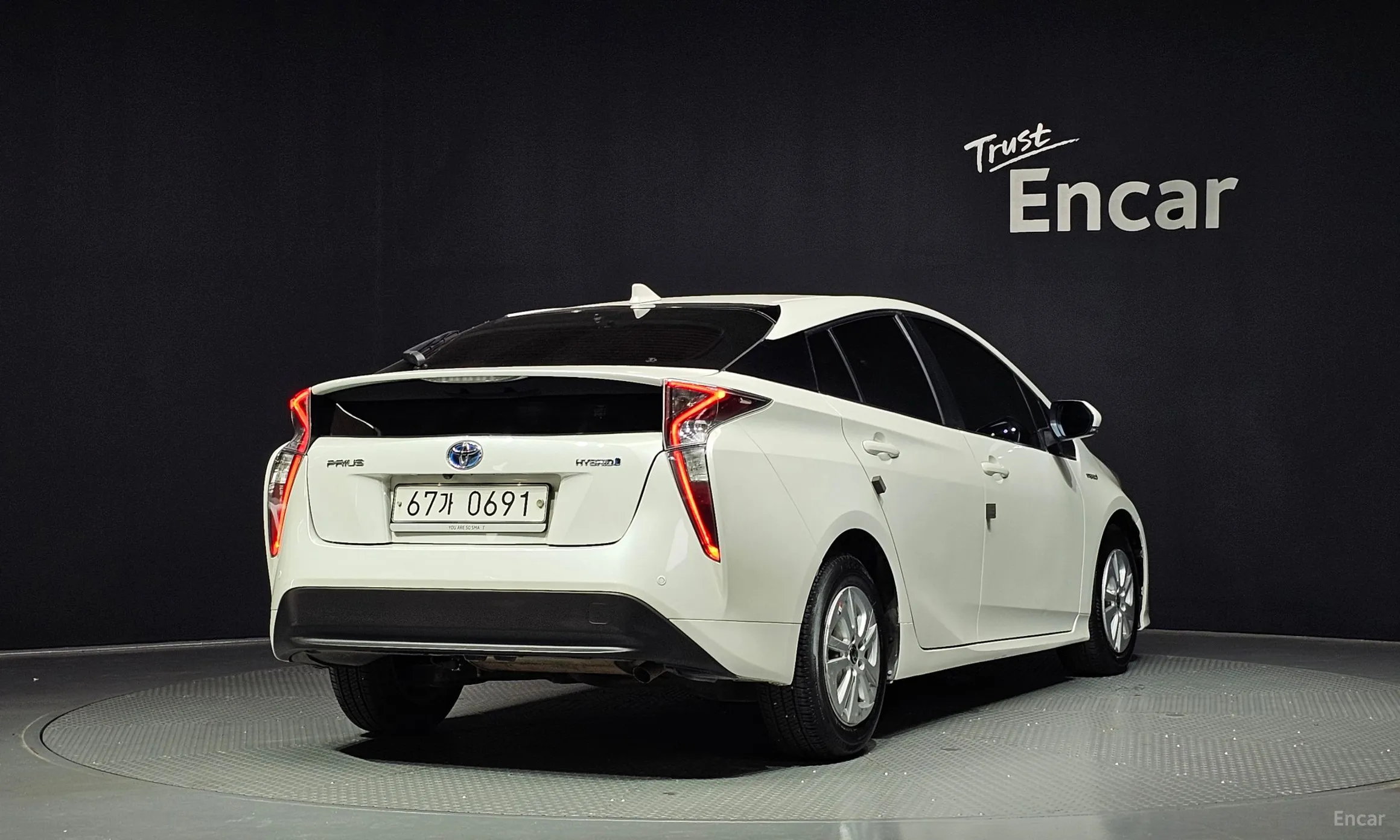 Toyota Prius 4th Generation