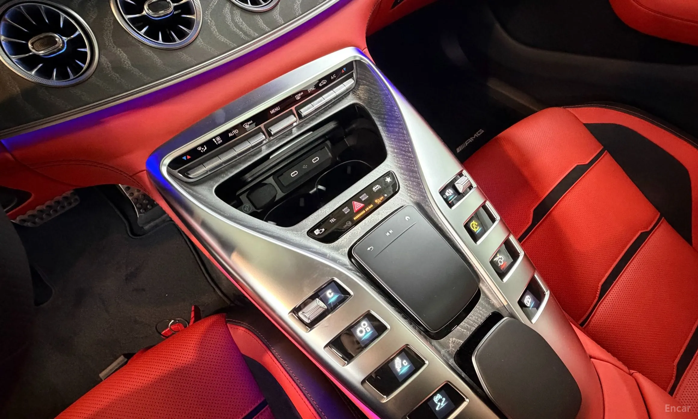 Mercedes Benz AMG GT превью 13