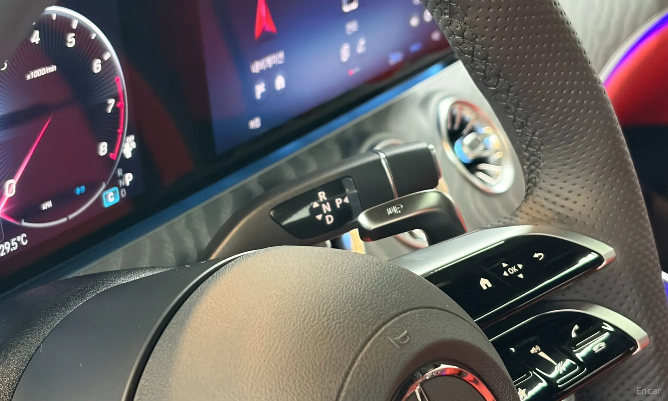 Mercedes Benz AMG GT превью 9