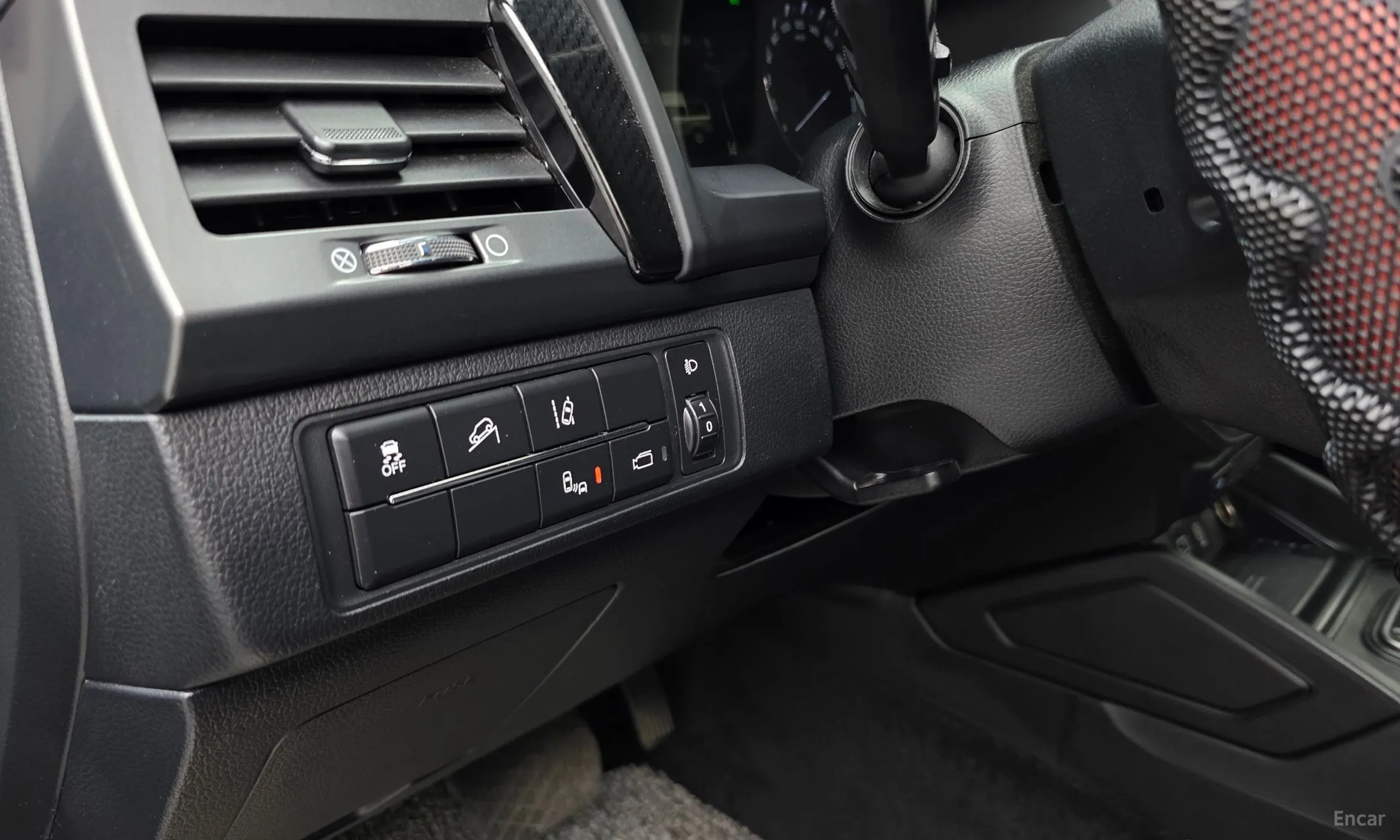 KG Mobility (SsangYong) Rexton Sports превью 18