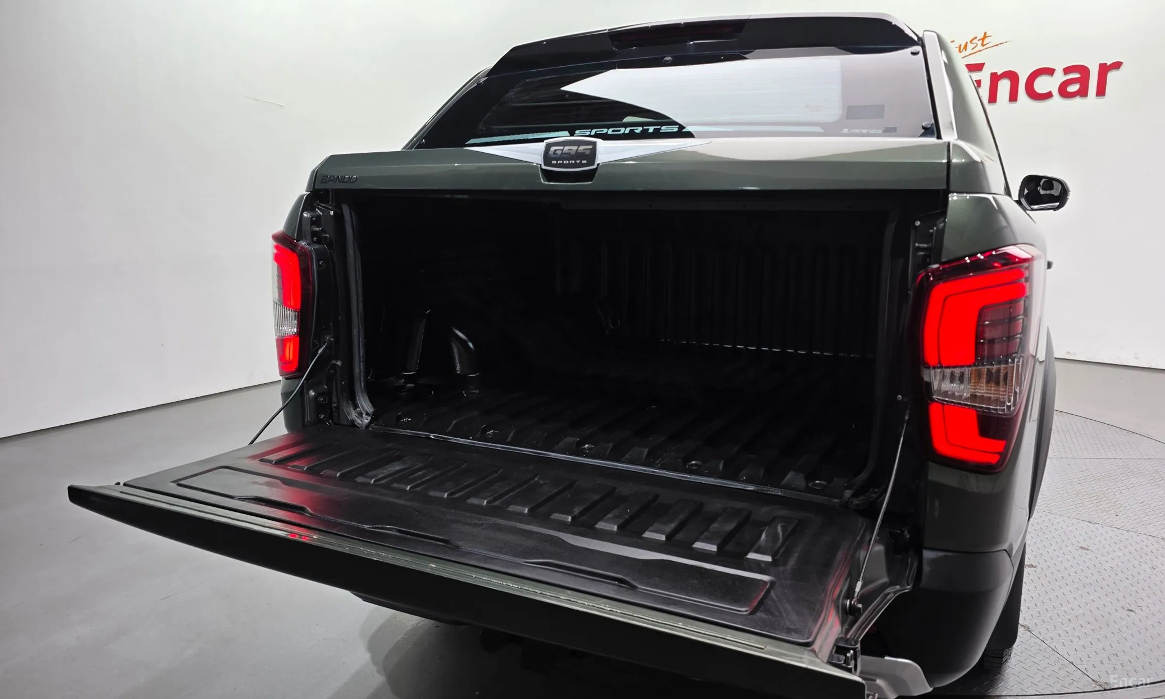 KG Mobility (SsangYong) Rexton Sports превью 20